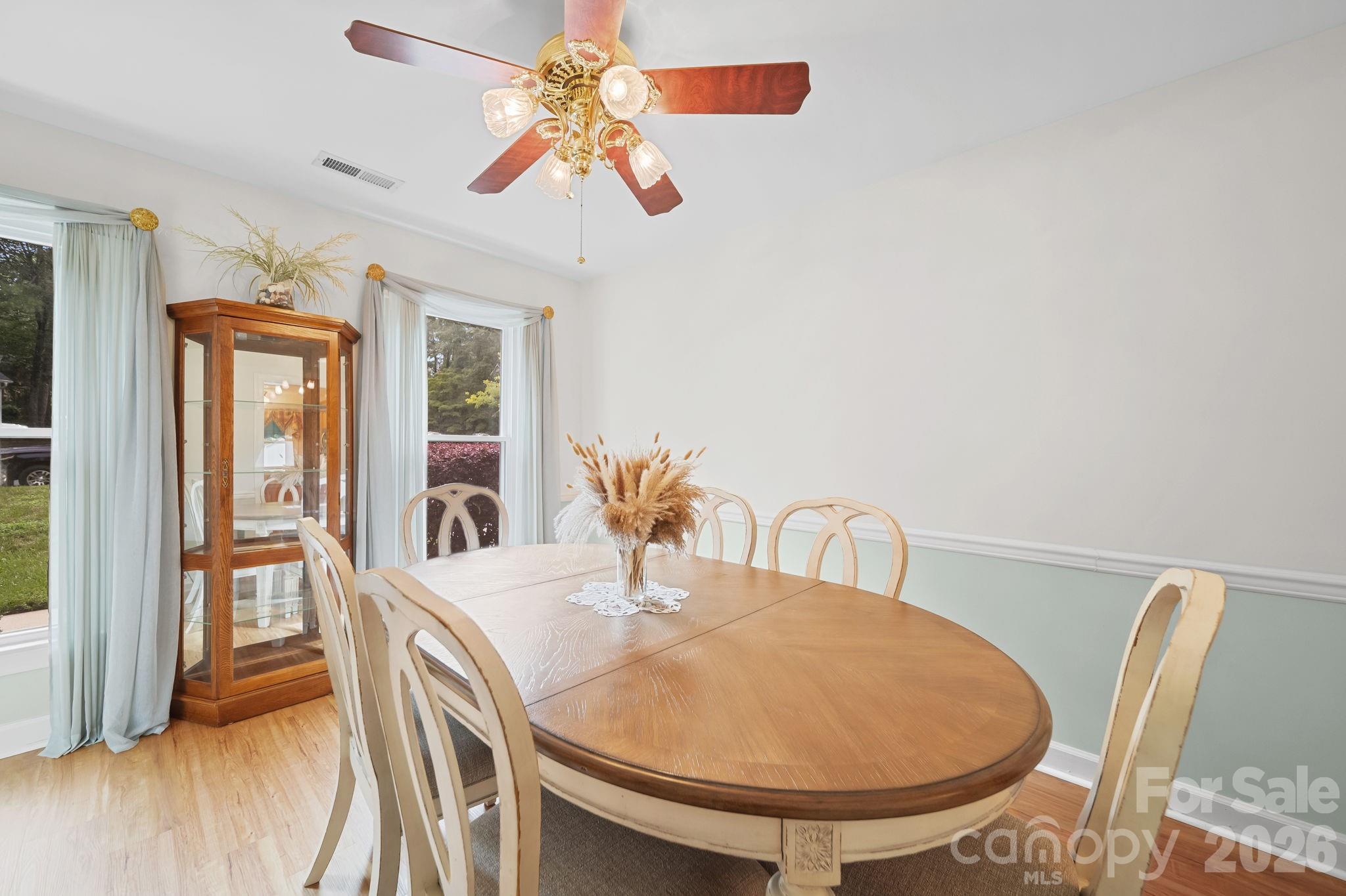 2527 Heathershire Lane Property Photo 13