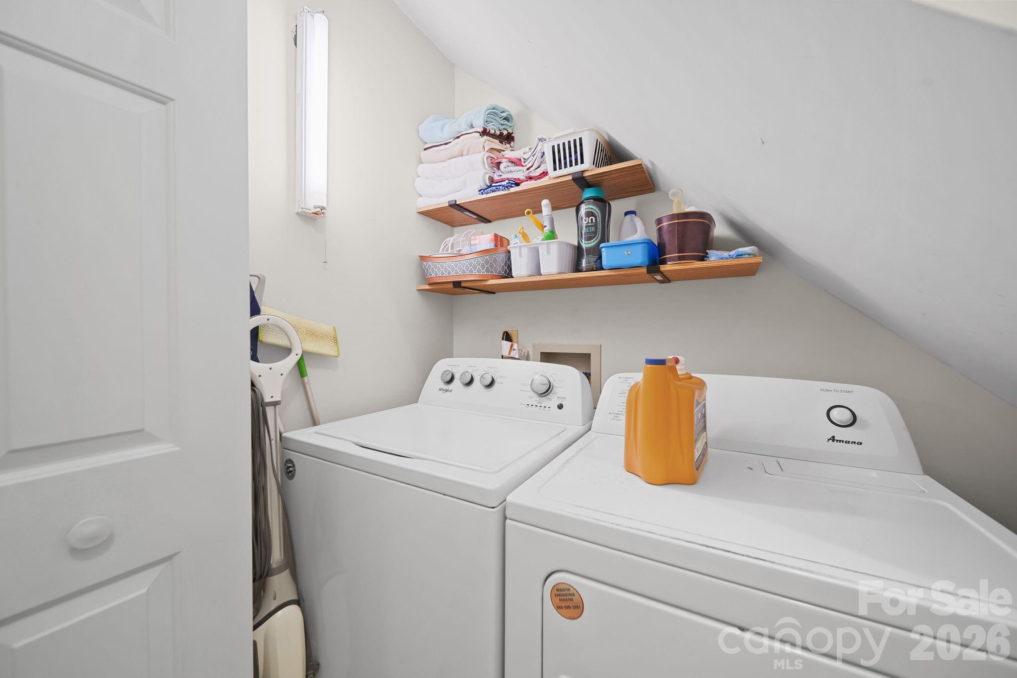 2527 Heathershire Lane Property Photo 15