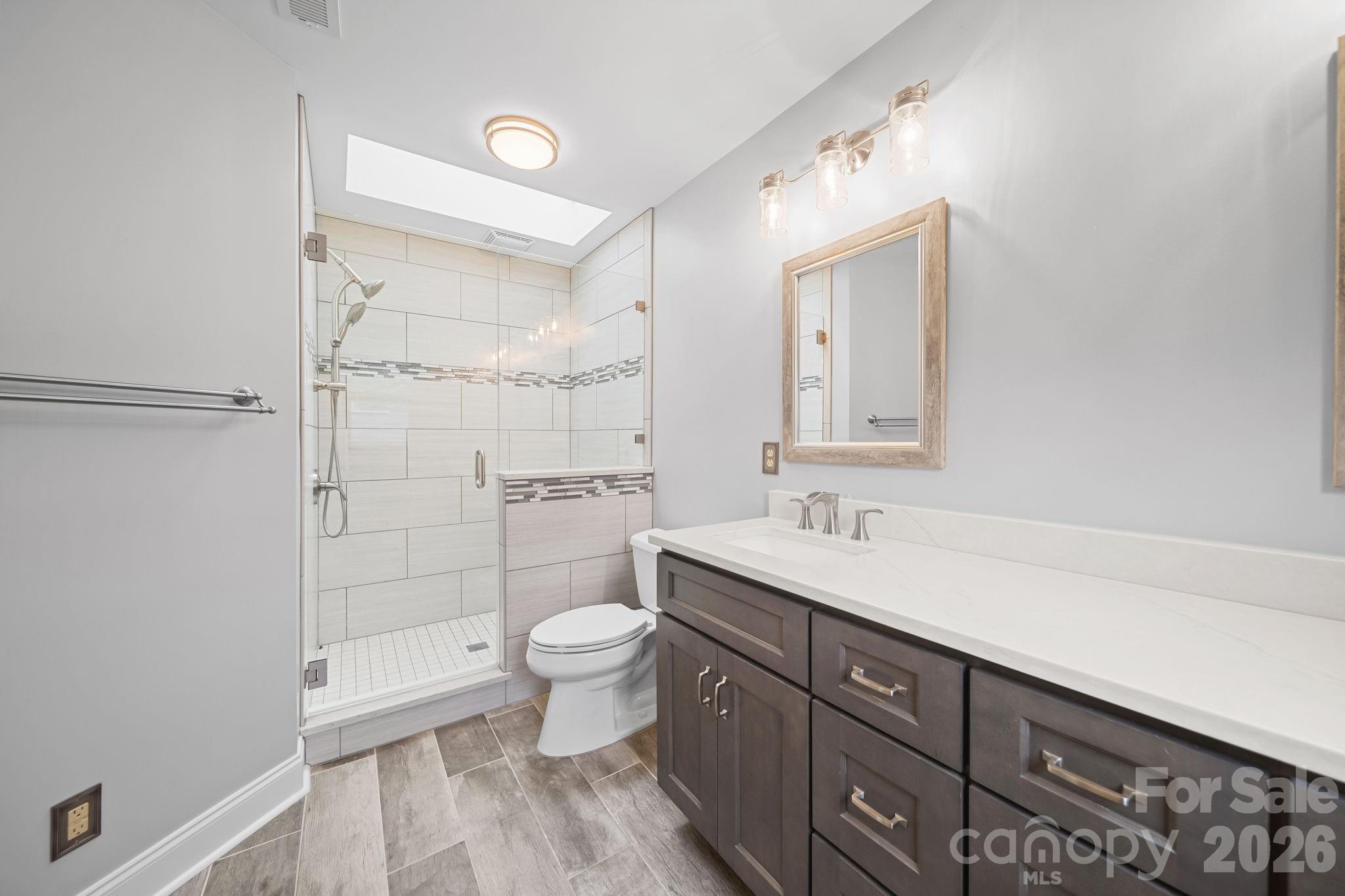 2527 Heathershire Lane Property Photo 20