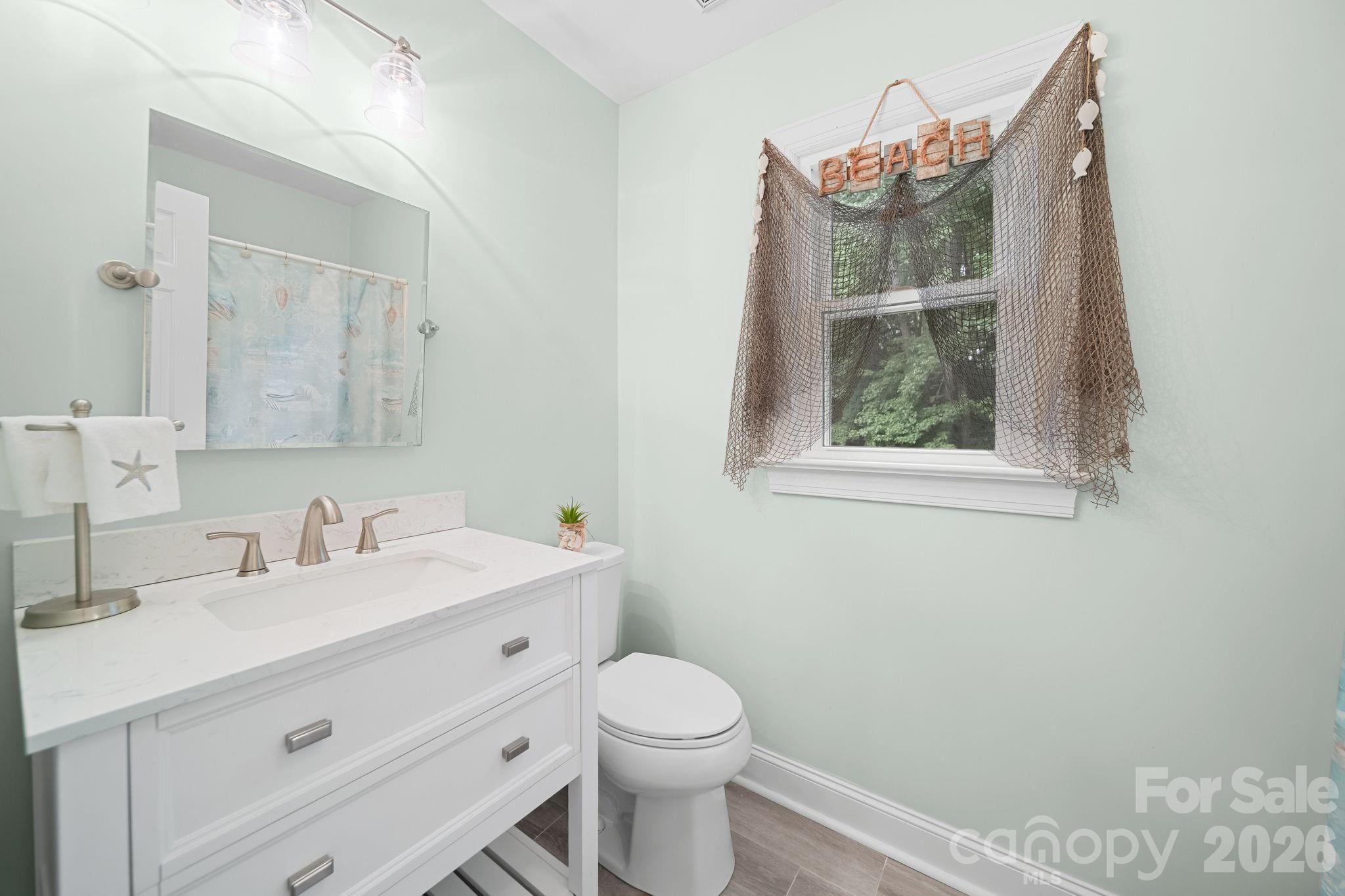2527 Heathershire Lane Property Photo 25