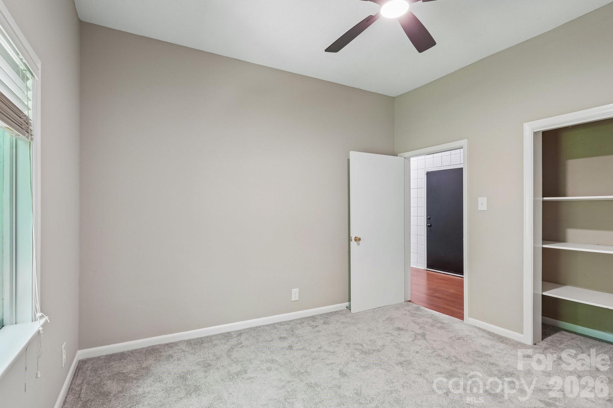407 Robinwood Drive Property Photo 24