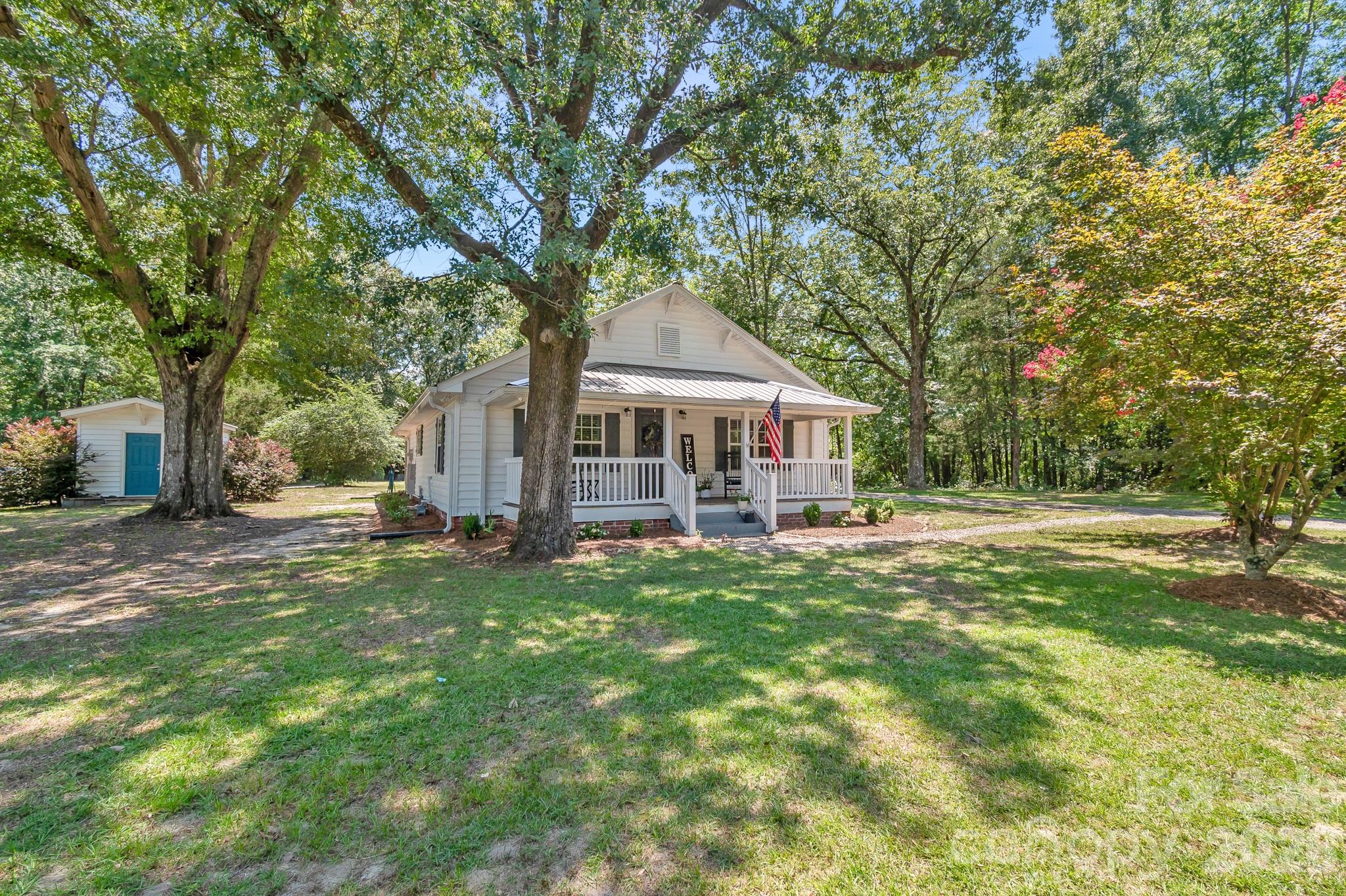 7398 Old Jefferson Highway Property Photo 3