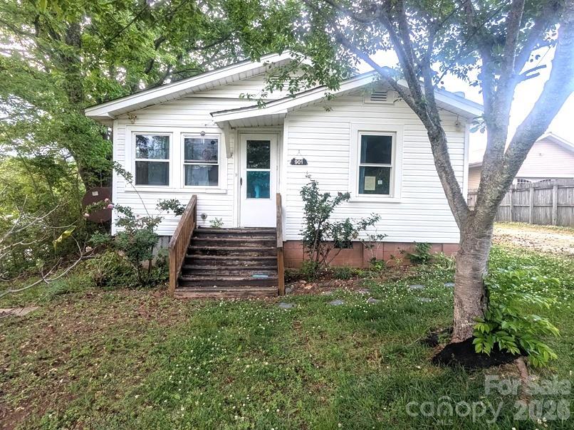 901 State Street Ext Property Photo 1