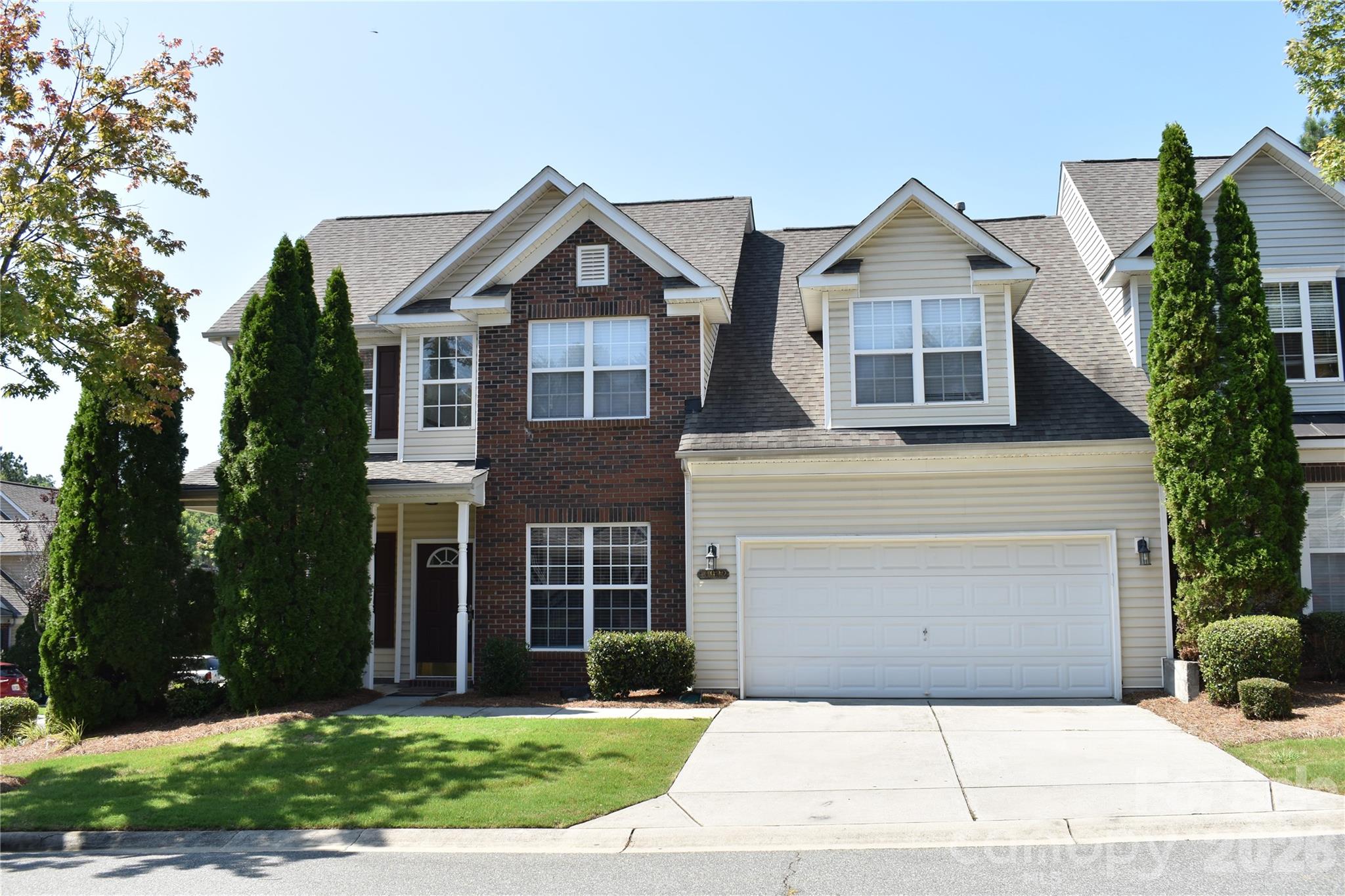 10932 STONE TRAIL Road Property Photo 1