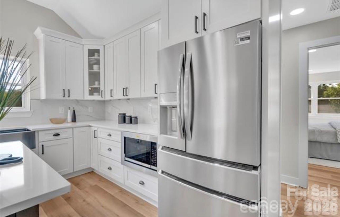 3942 Mcmillan Street Property Photo 6