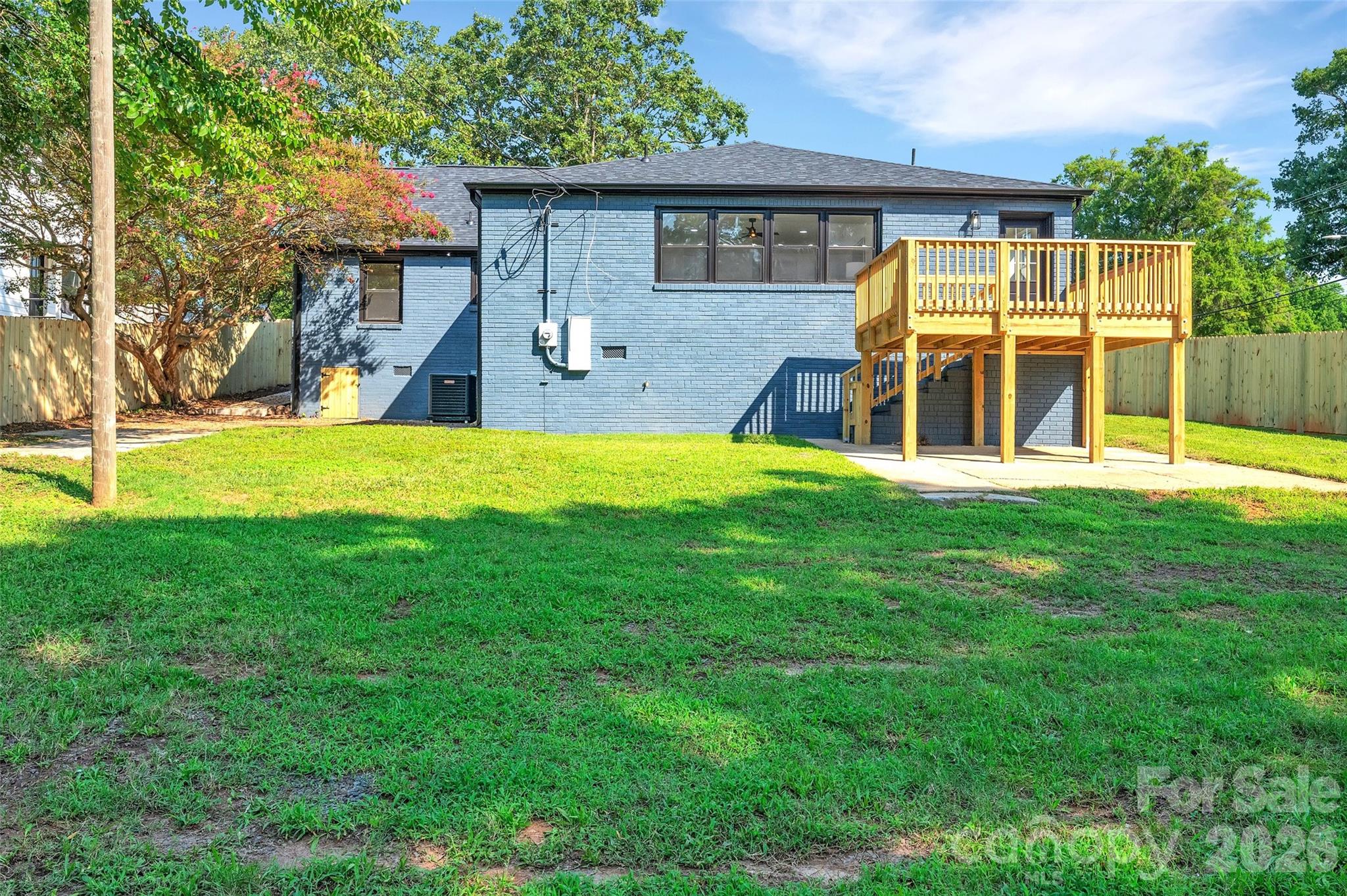 3942 Mcmillan Street Property Photo 21