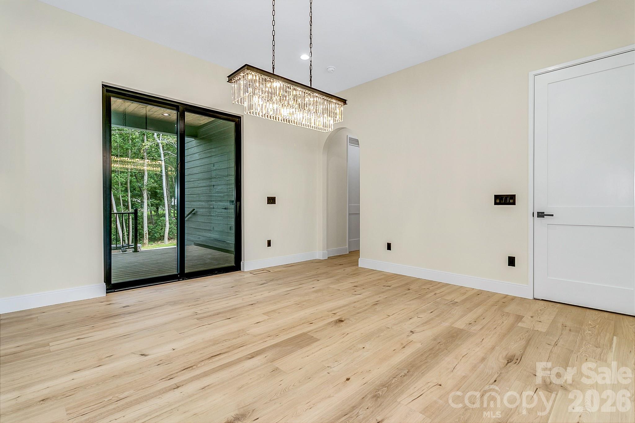 407 Melnick Terrace Property Photo 16