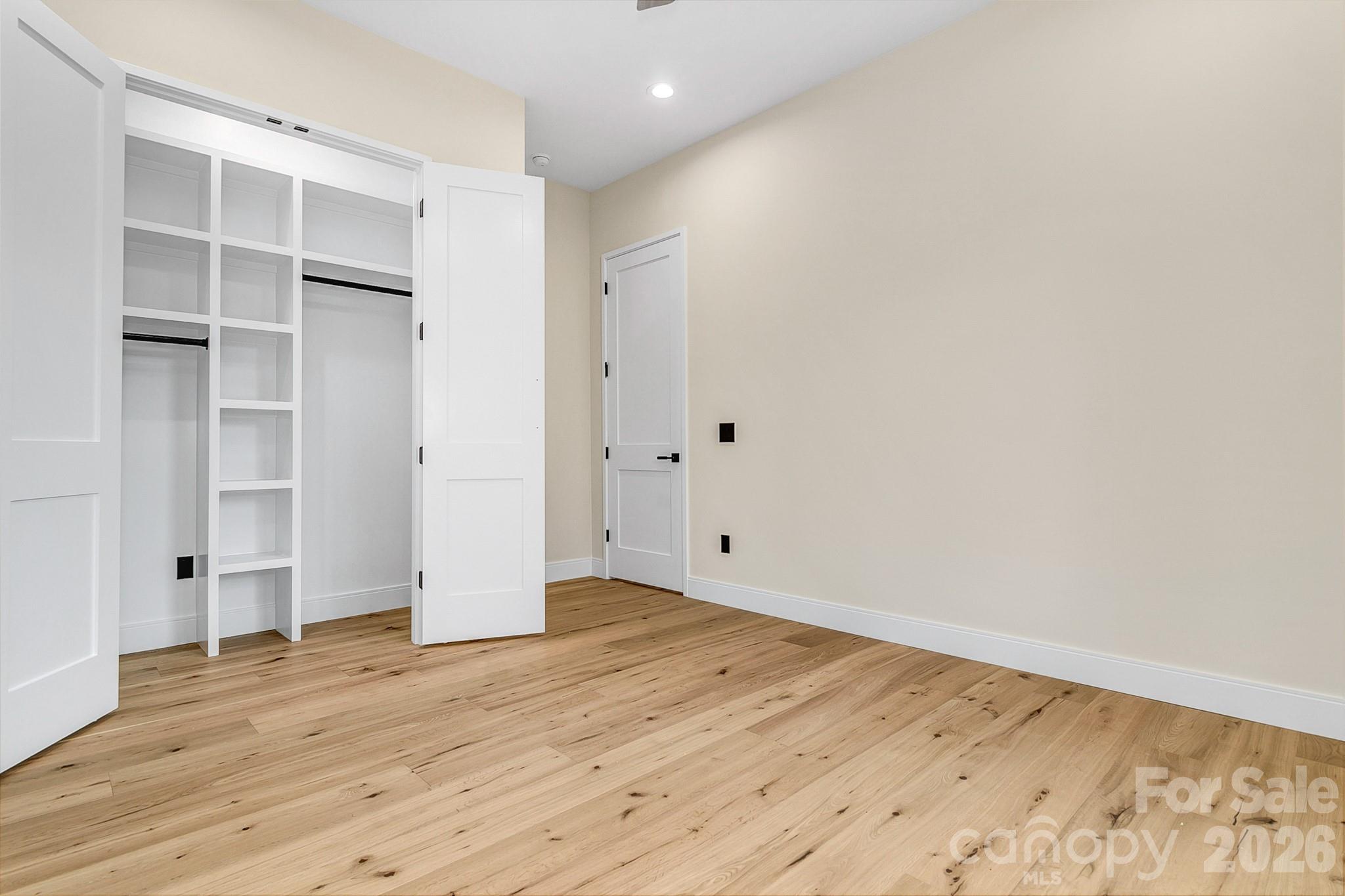 407 Melnick Terrace Property Photo 28