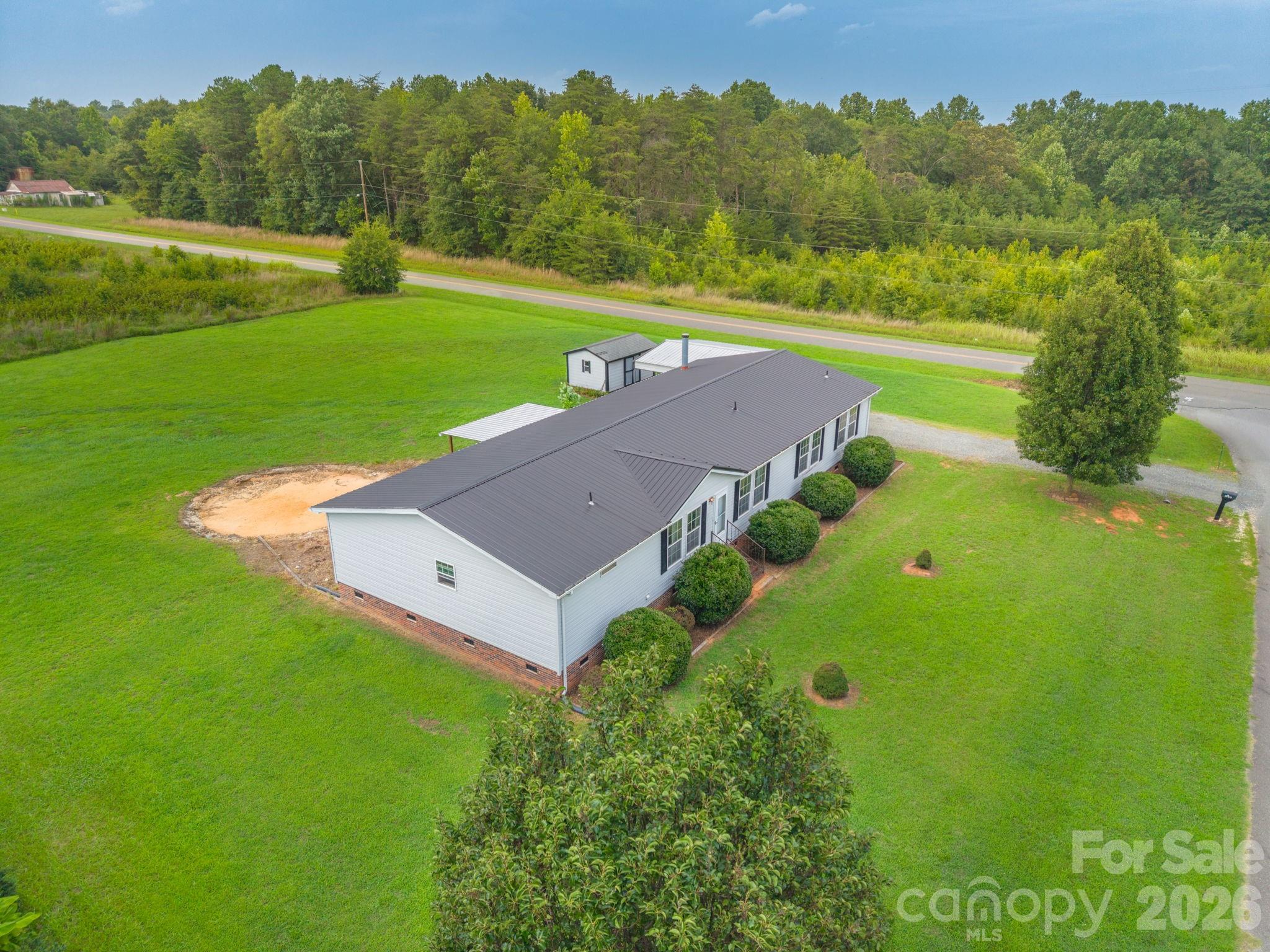 102 Jenny Drive Property Photo 6
