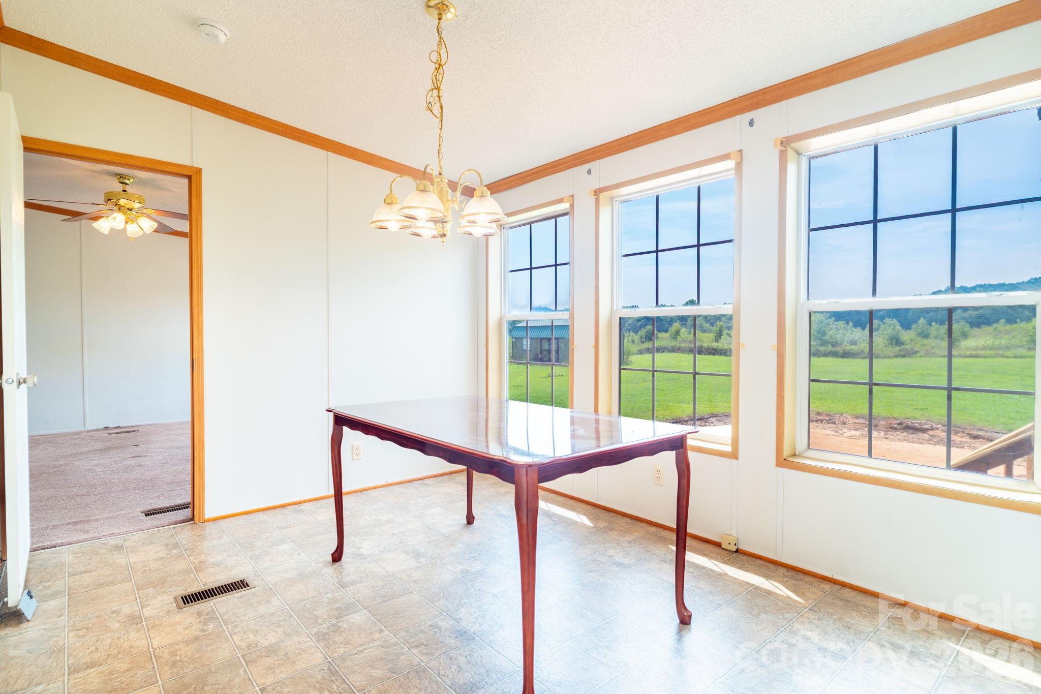 102 Jenny Drive Property Photo 18