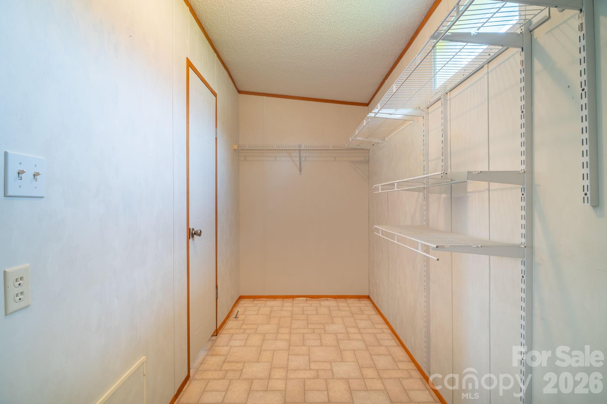 102 Jenny Drive Property Photo 24