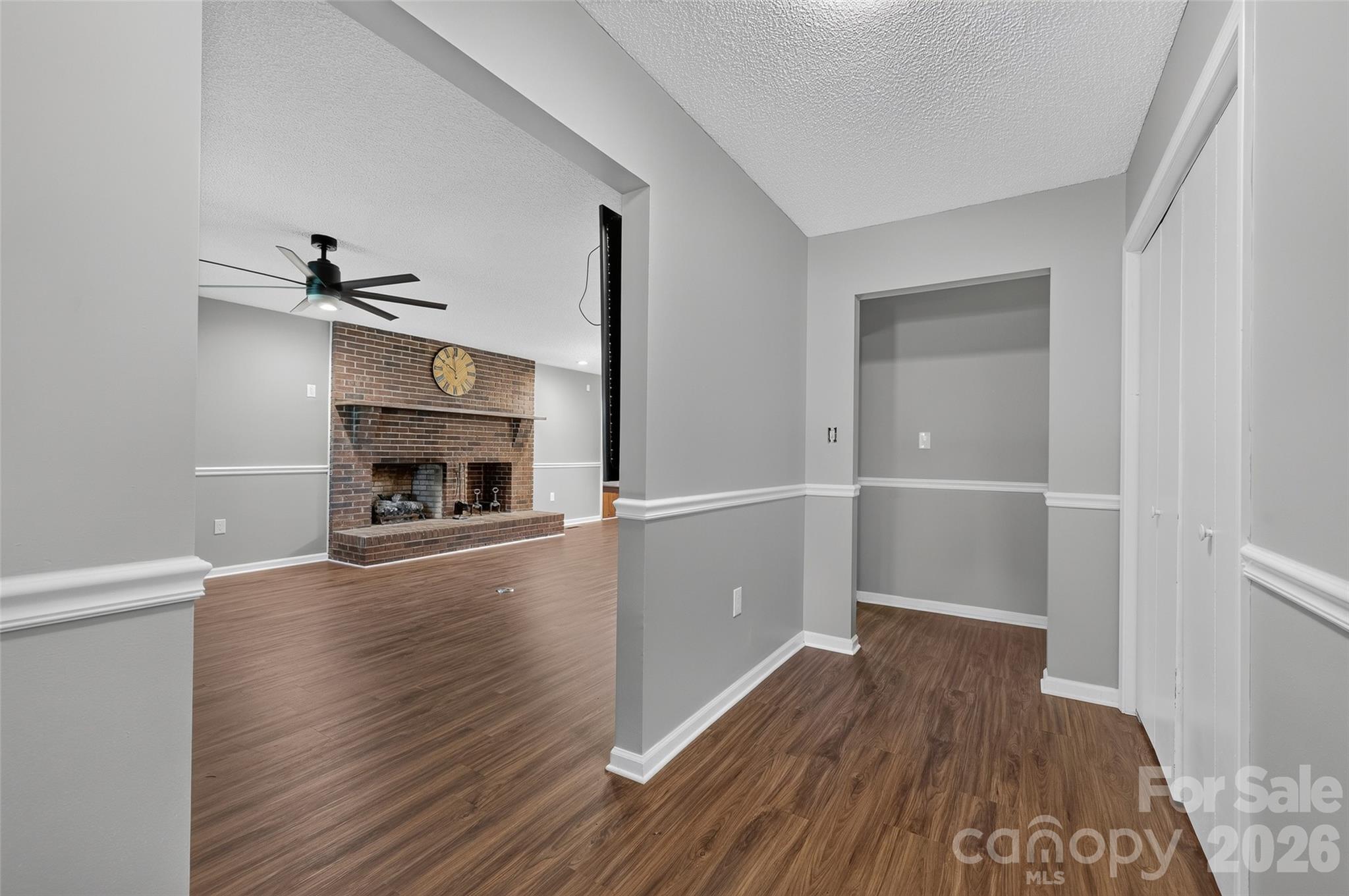 3959 Holly Springs Drive Property Photo 11