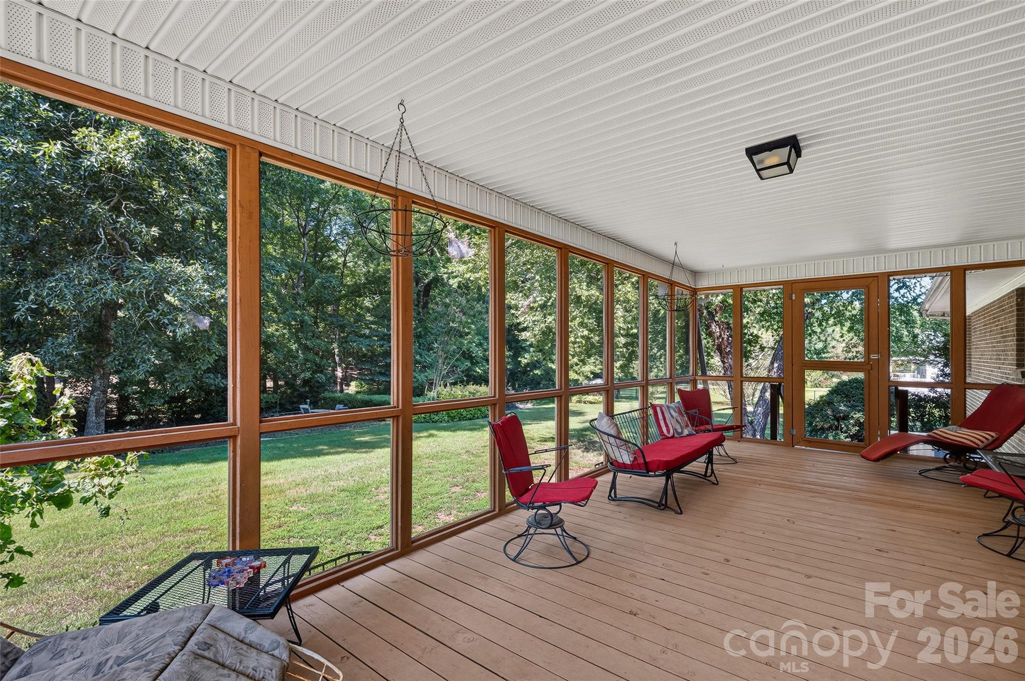 3959 Holly Springs Drive Property Photo 27
