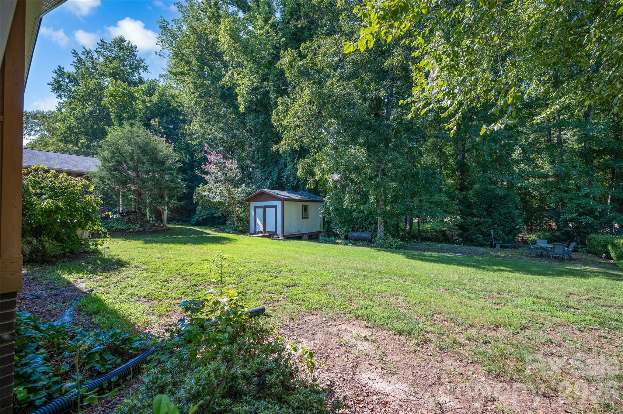 3959 Holly Springs Drive Property Photo 40