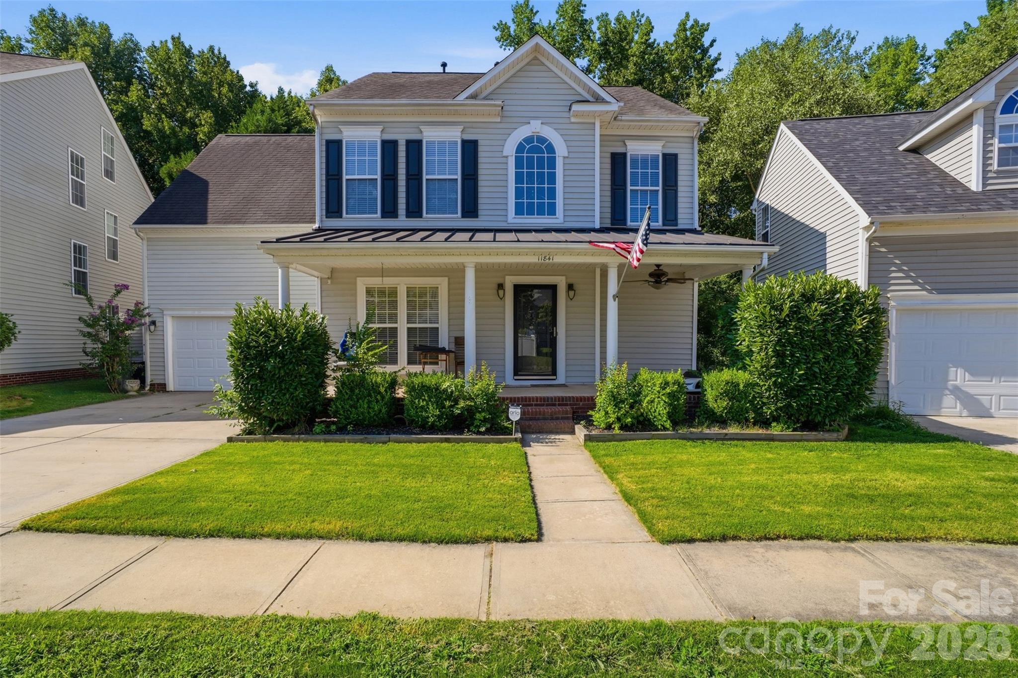 11841 Royal Castle Court Property Photo 5