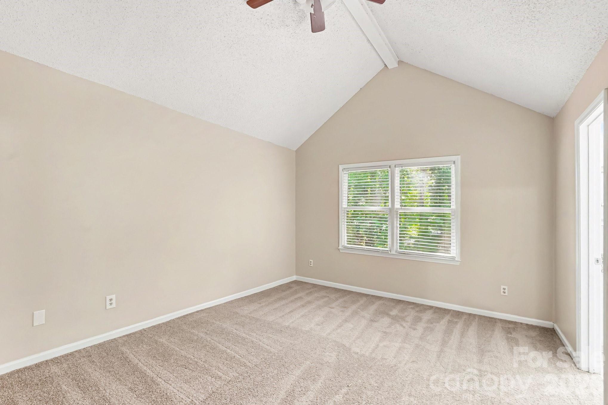 11616 Bowsby Court Property Photo 11