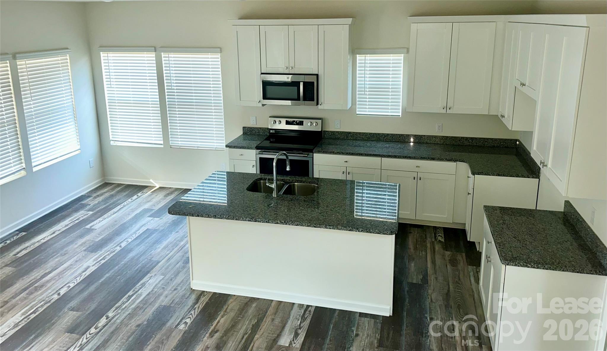 260 Mills Avenue Property Photo 7
