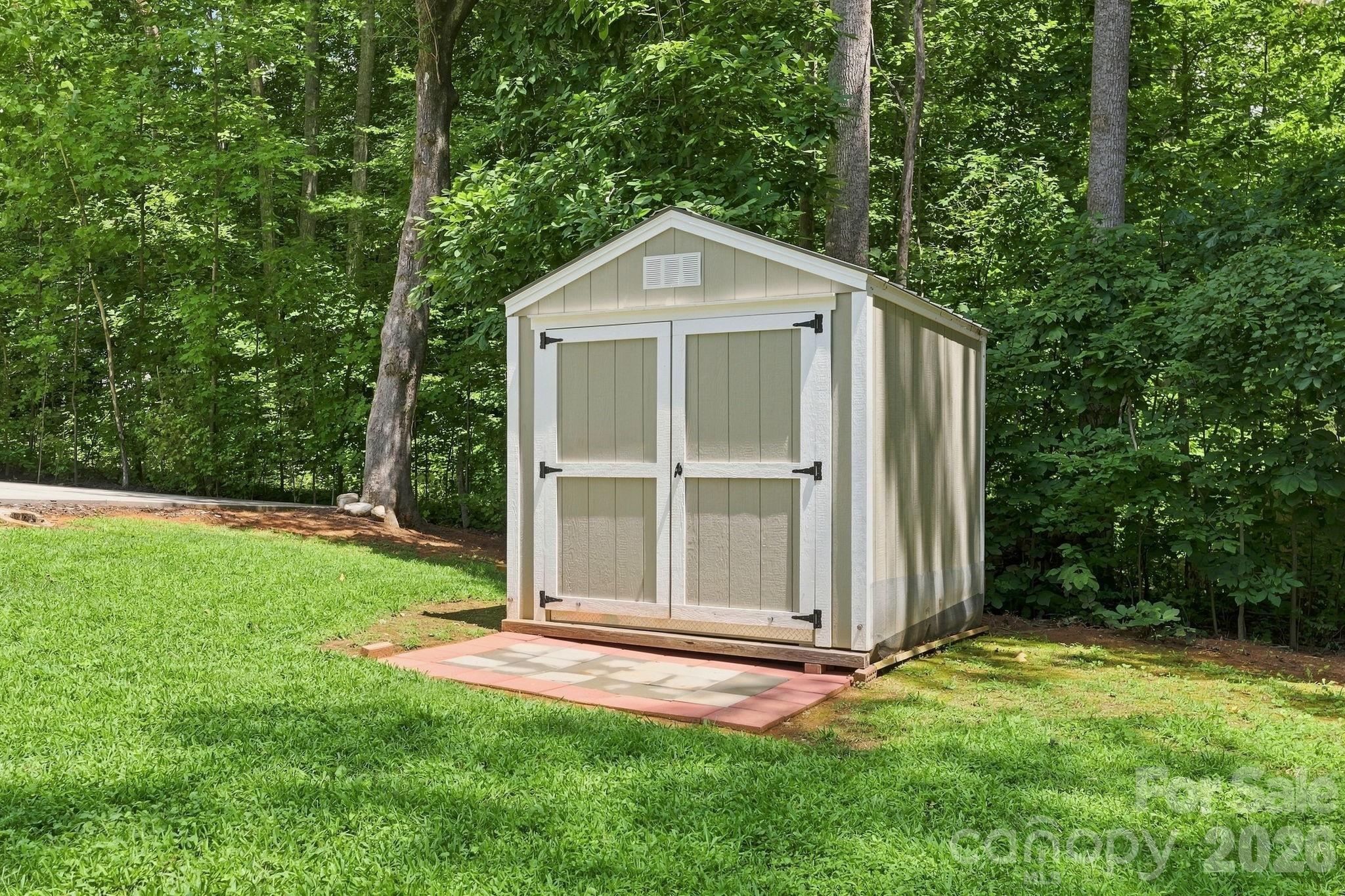 312 Sailwinds Road Property Photo 28