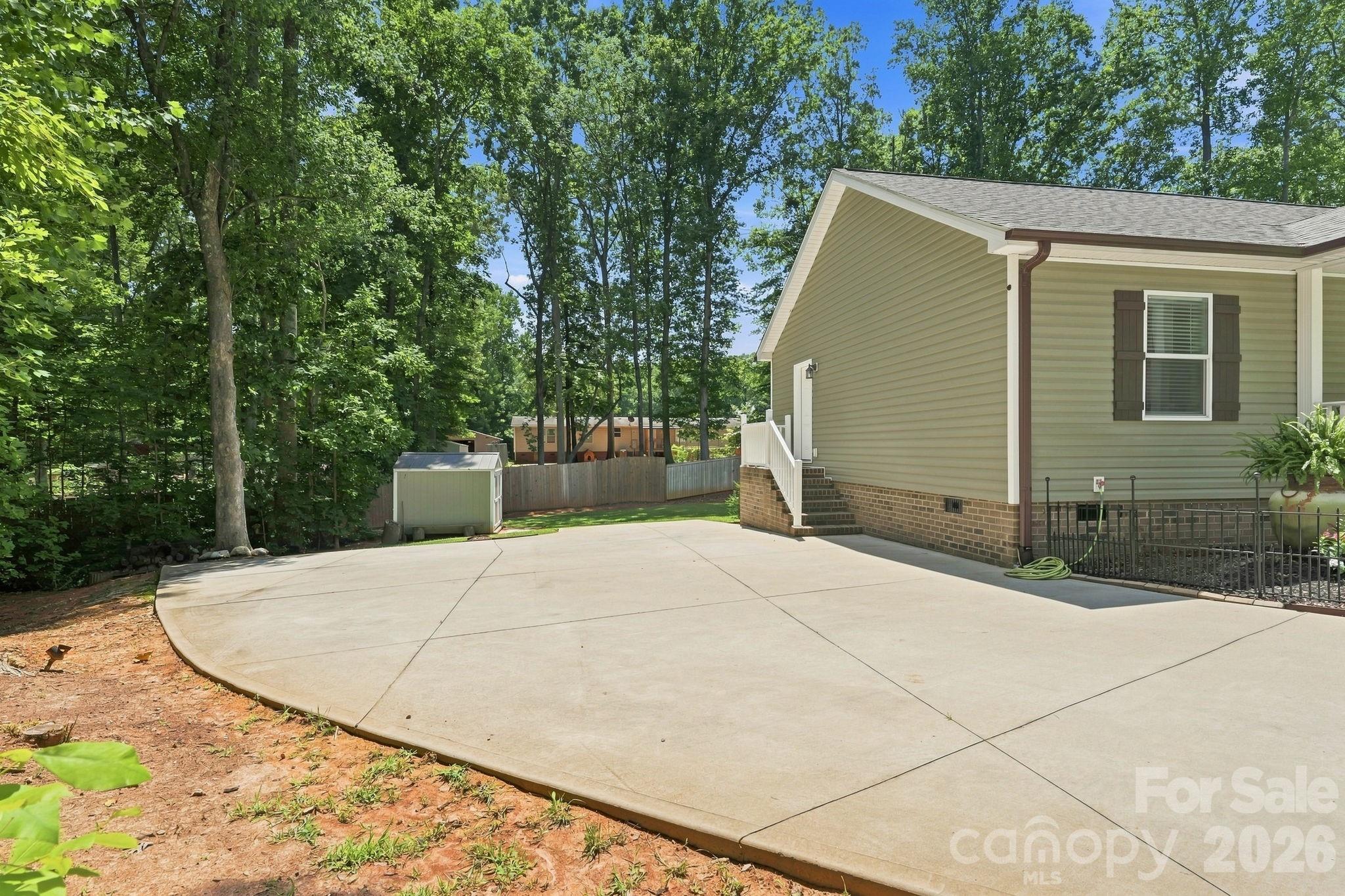 312 Sailwinds Road Property Photo 30