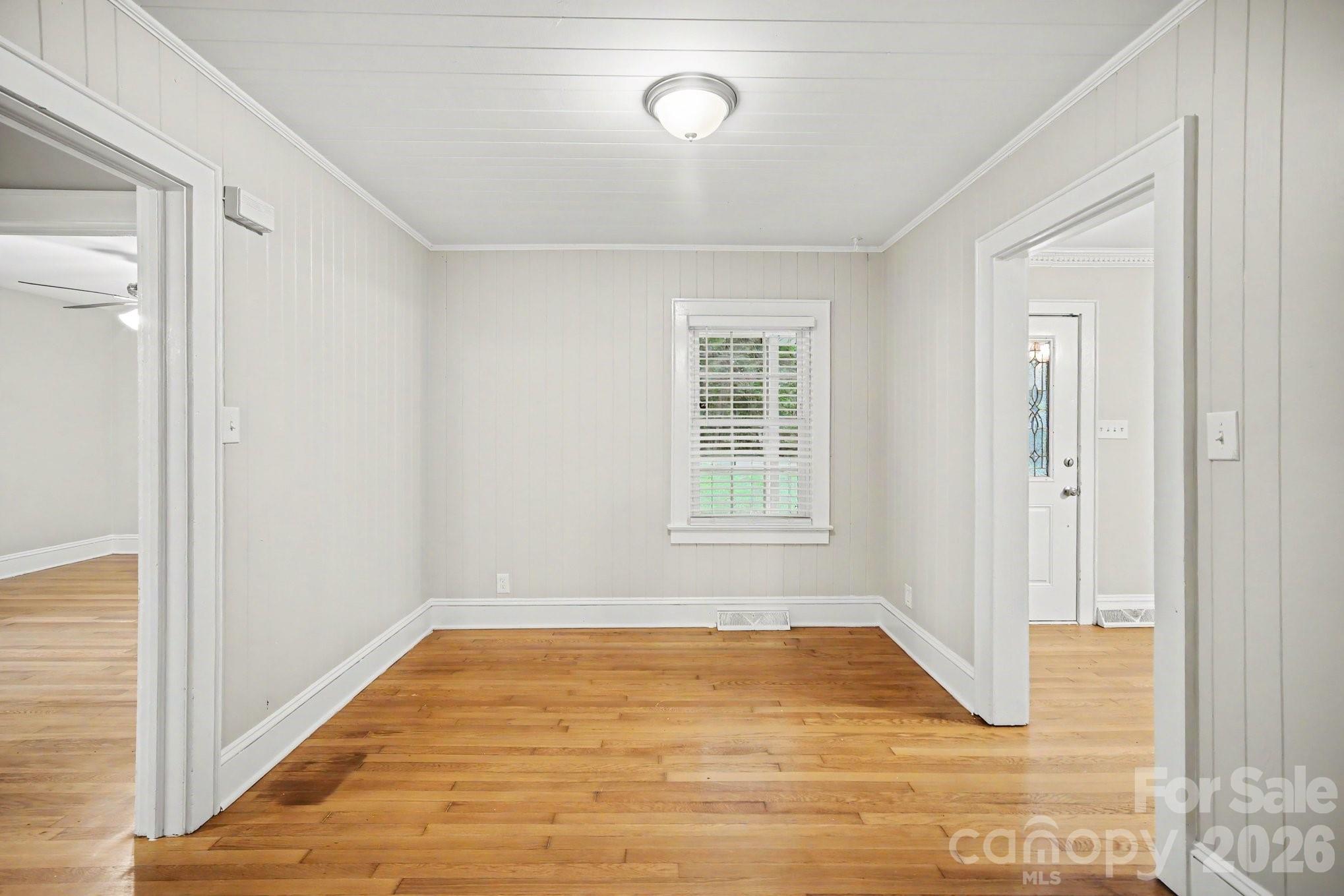 704 1st Avenue Place Property Photo 11