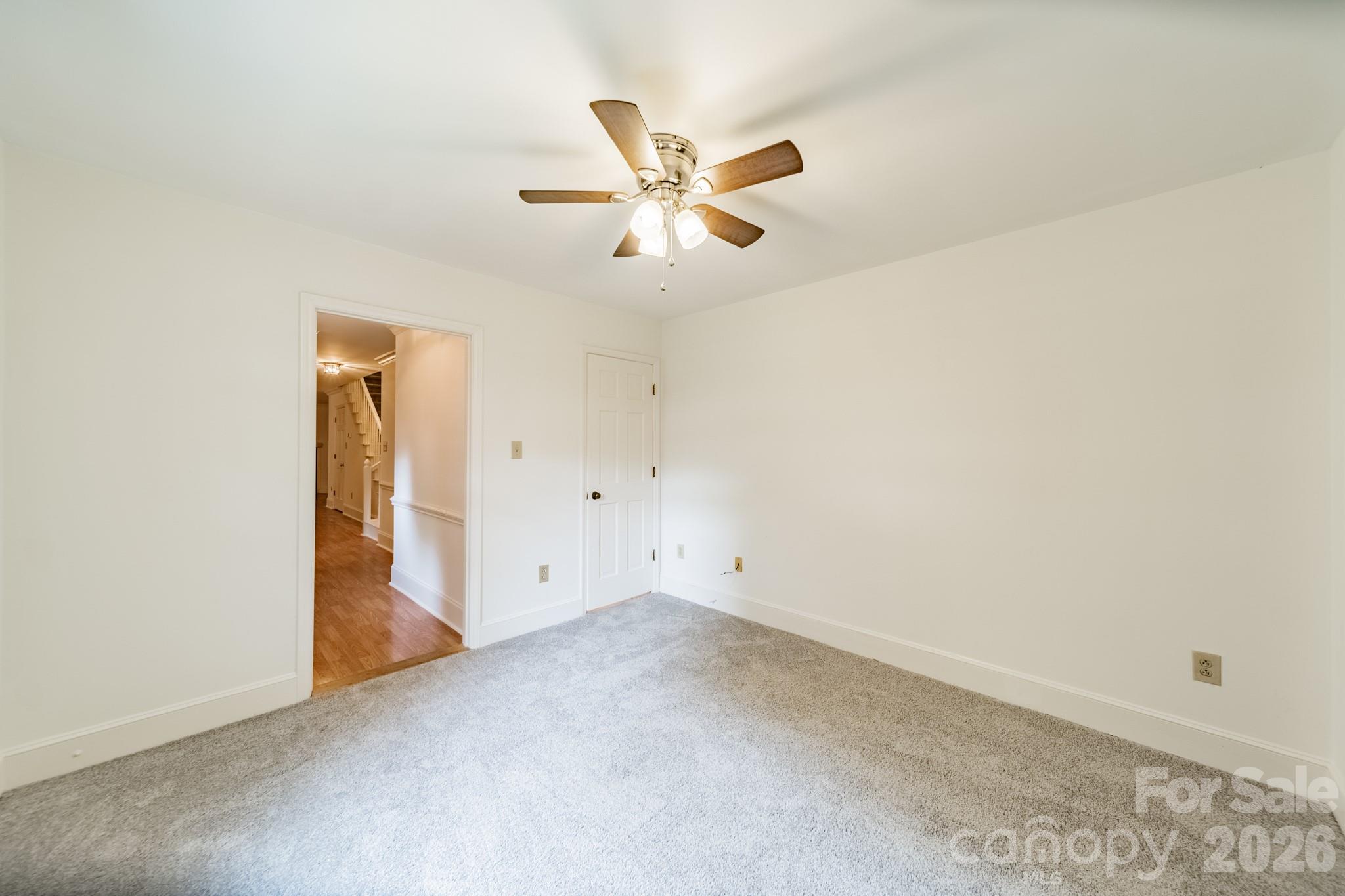 7426 Newmans Lane Property Photo 9
