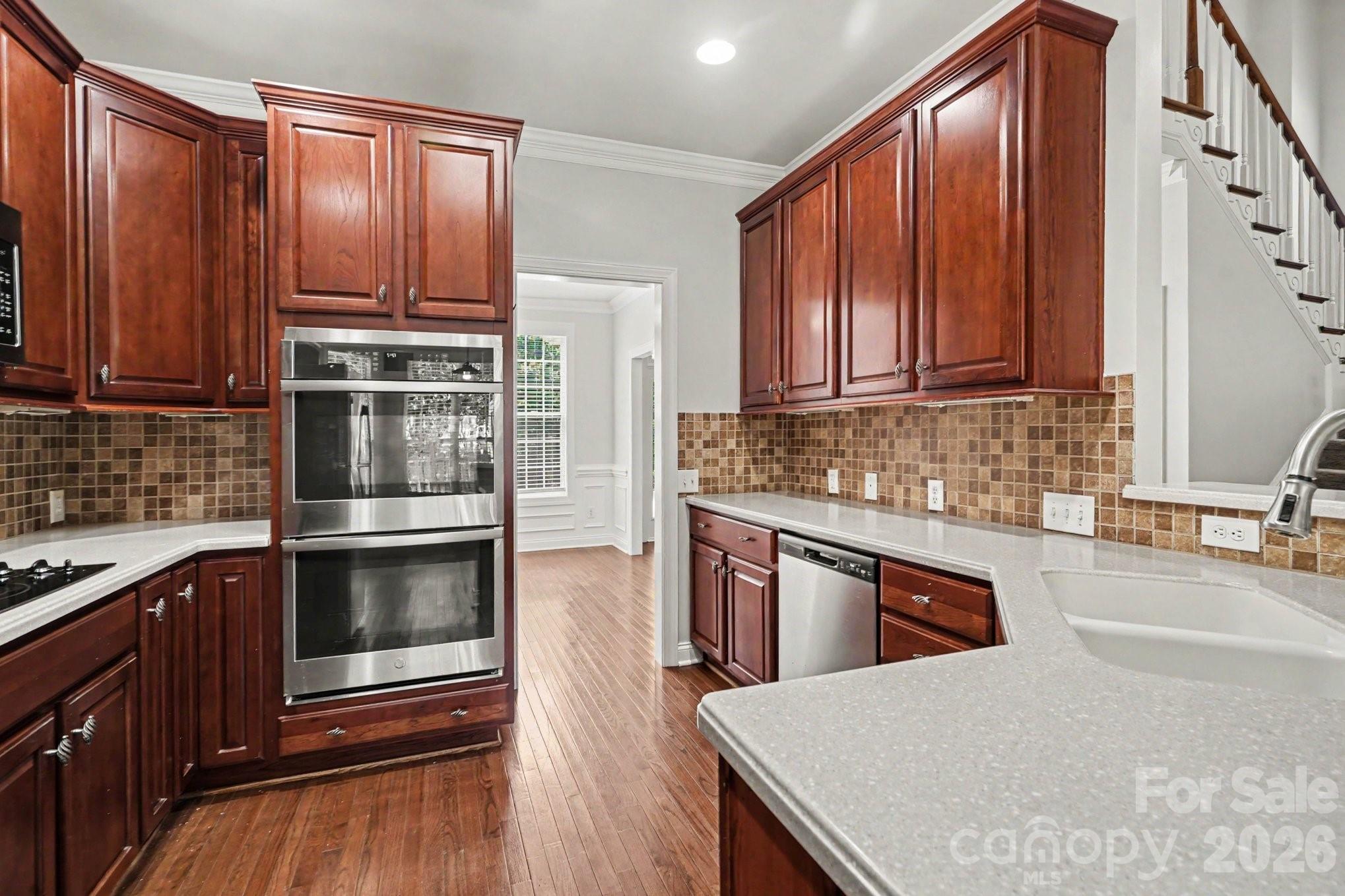 229 Edenshire Court Property Photo 9