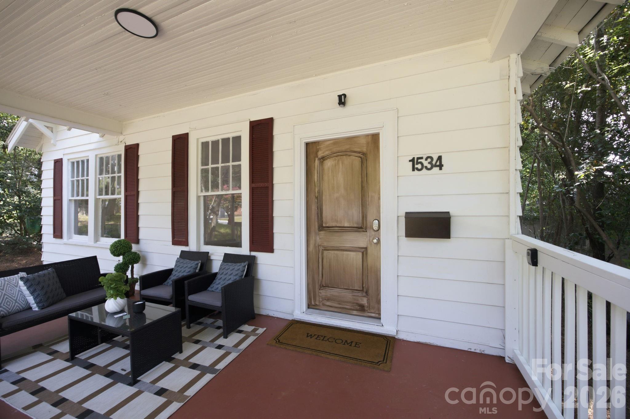 1534 Jennings Street Property Photo 3