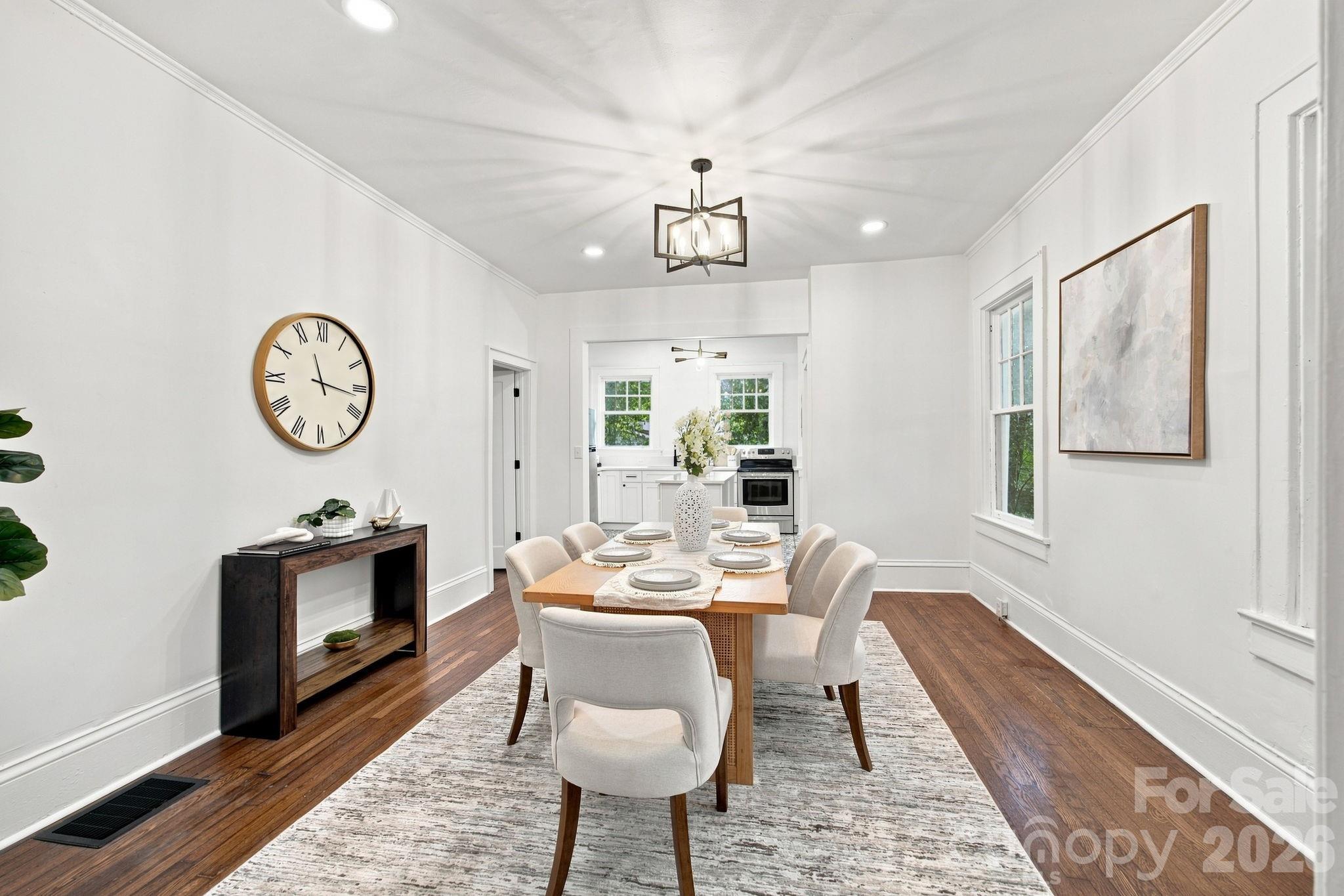 1534 Jennings Street Property Photo 8