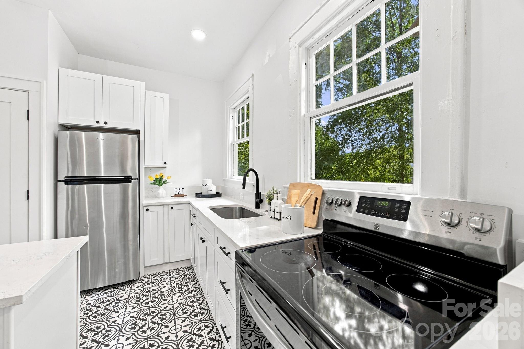 1534 Jennings Street Property Photo 10