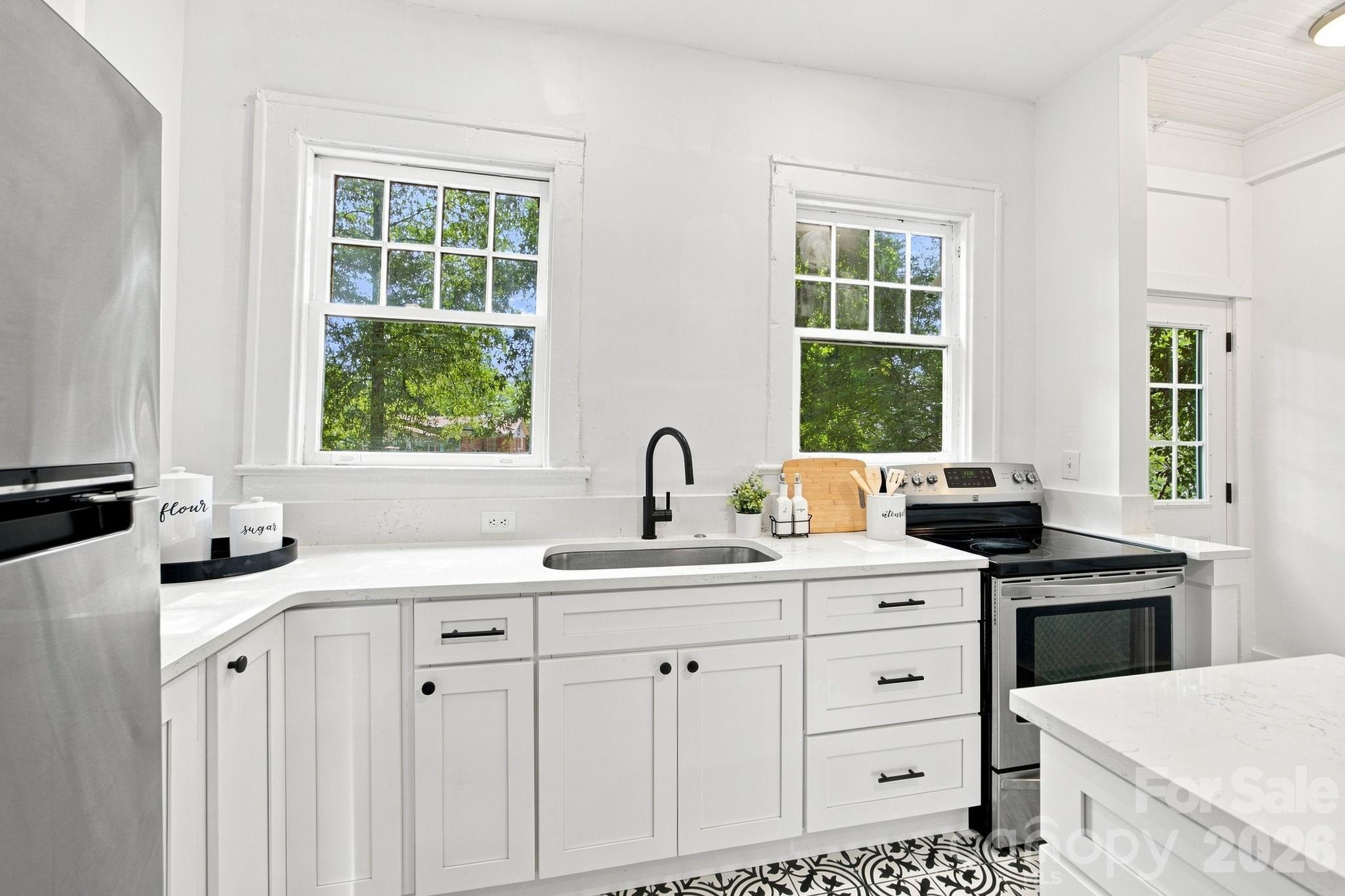 1534 Jennings Street Property Photo 11