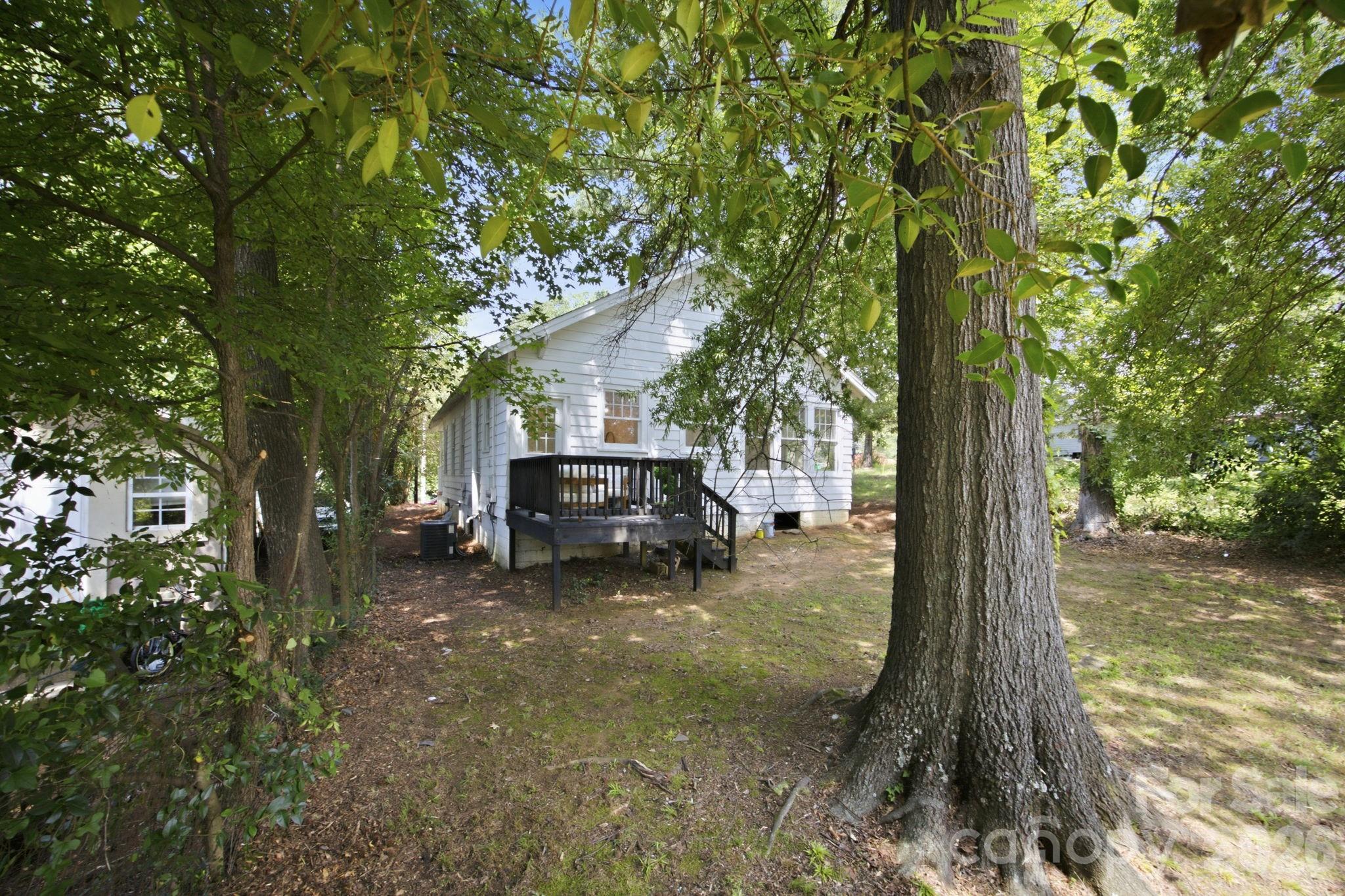 1534 Jennings Street Property Photo 37