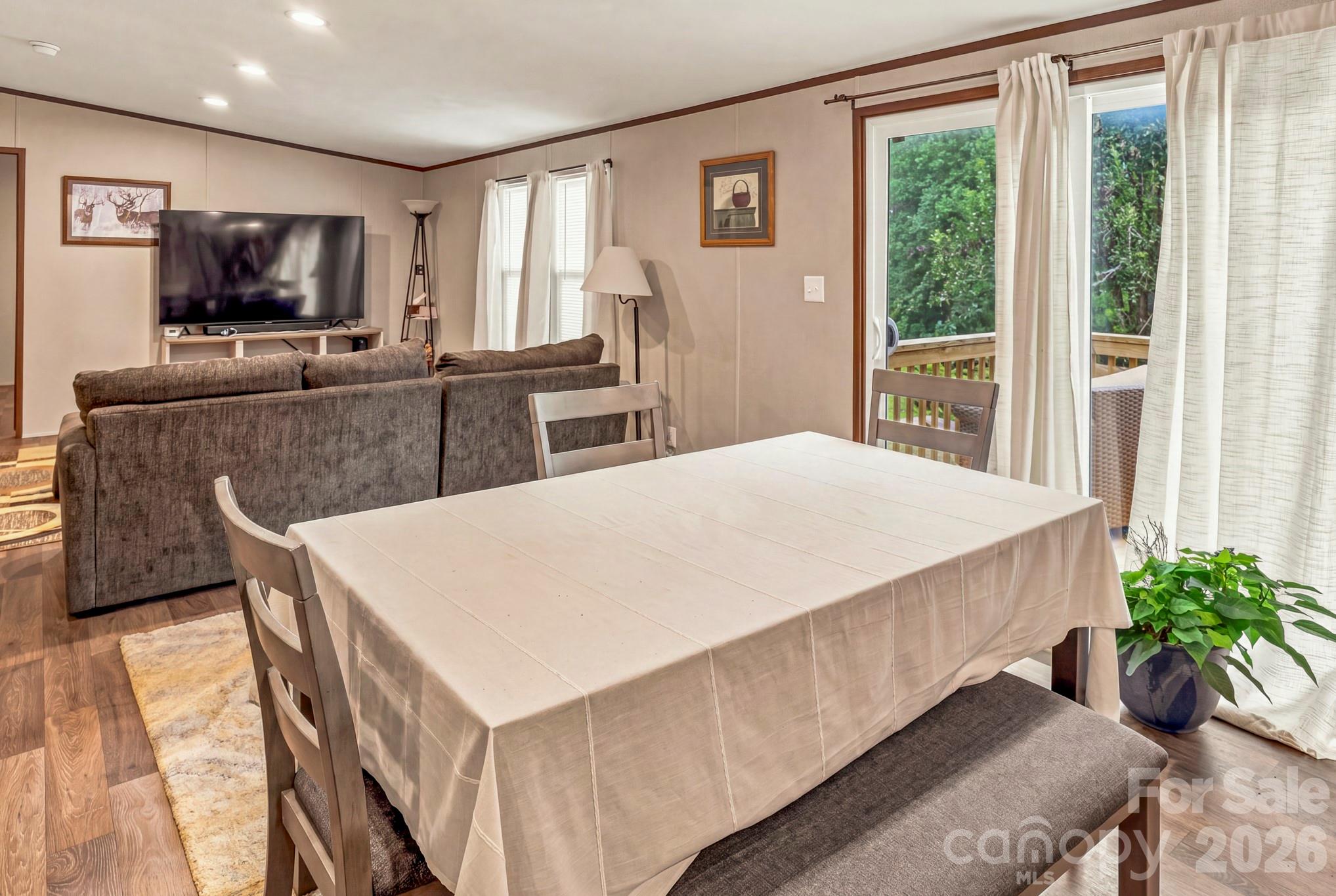 1496 Rock Spring Road Property Photo 7