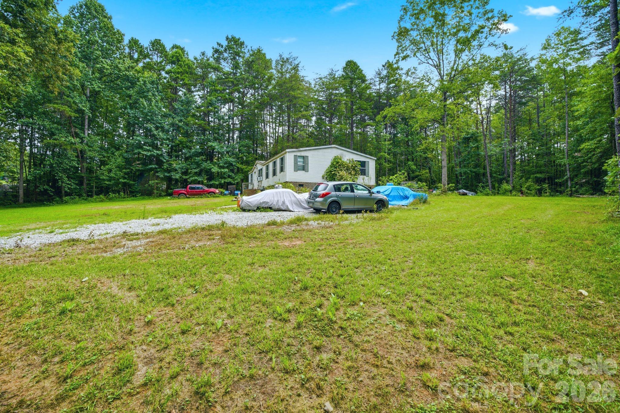 1039 Monterey Drive Property Photo 4