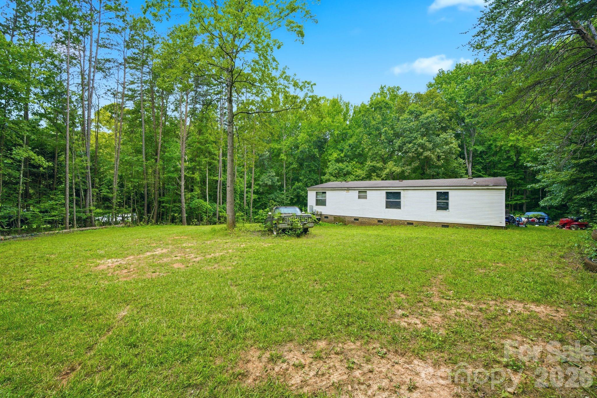 1039 Monterey Drive Property Photo 7