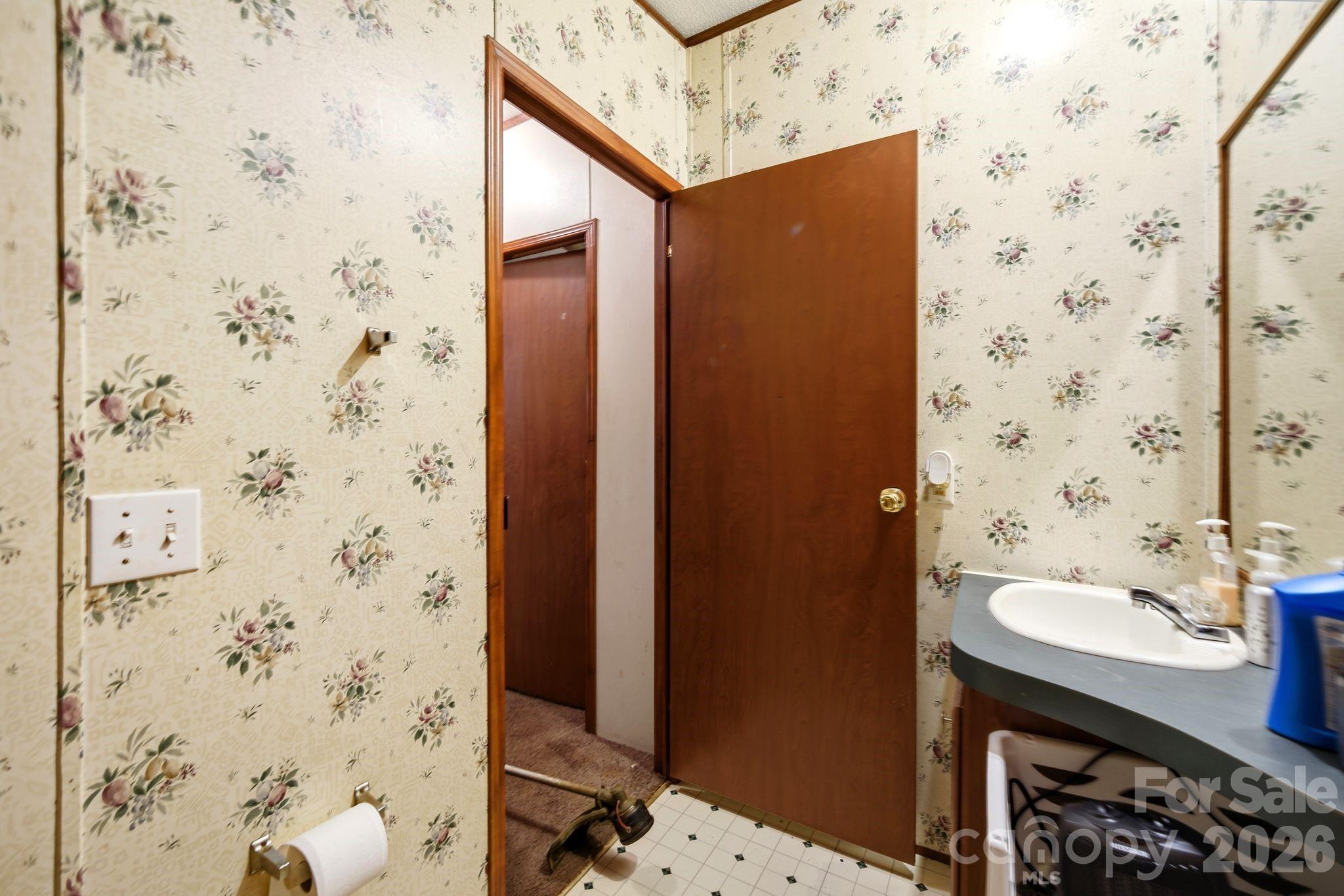 1039 Monterey Drive Property Photo 21