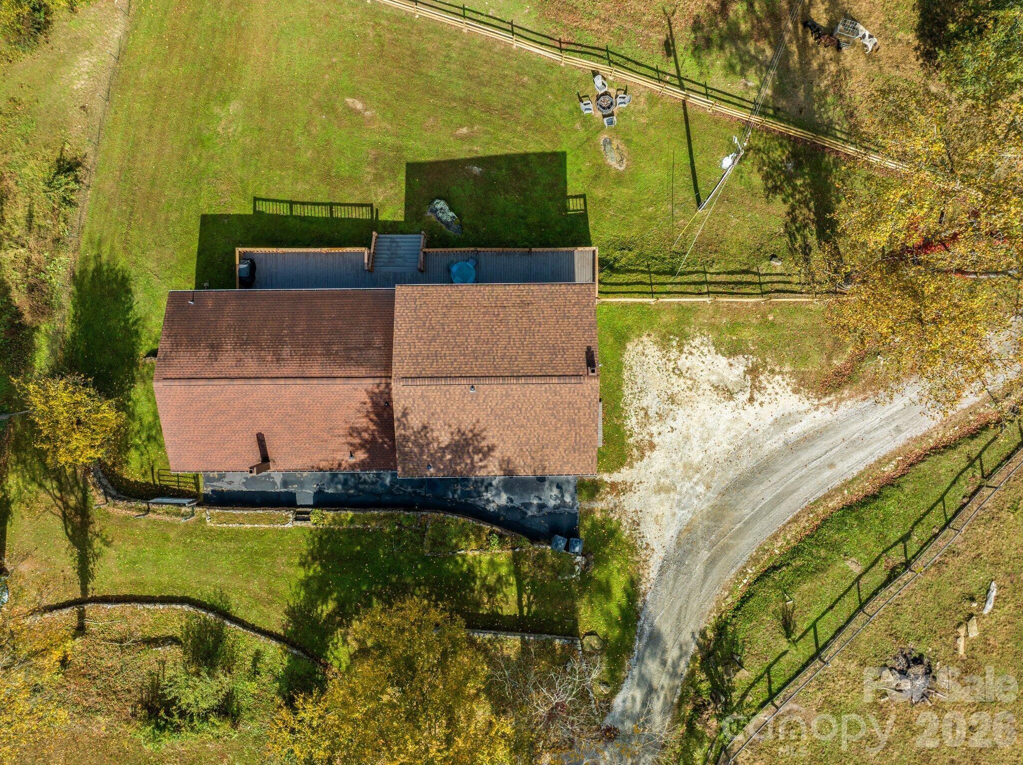 540 Duncan Creek Road Property Photo 4