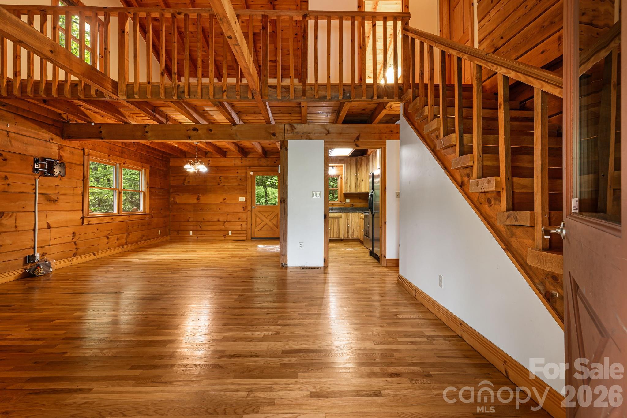 256 Fairway Loop Property Photo 9