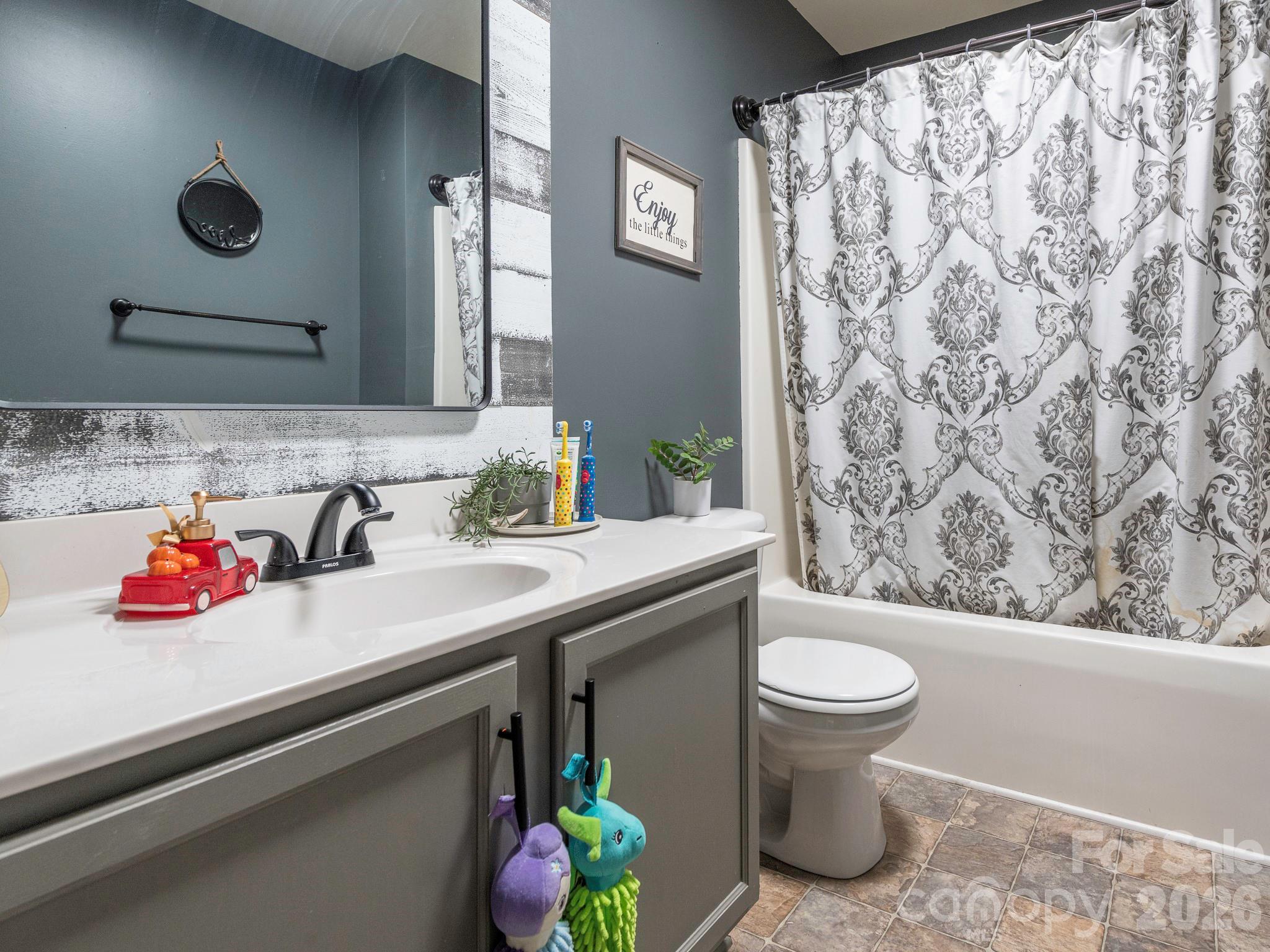 8208 Stourhead Gardens Lane Property Photo 23