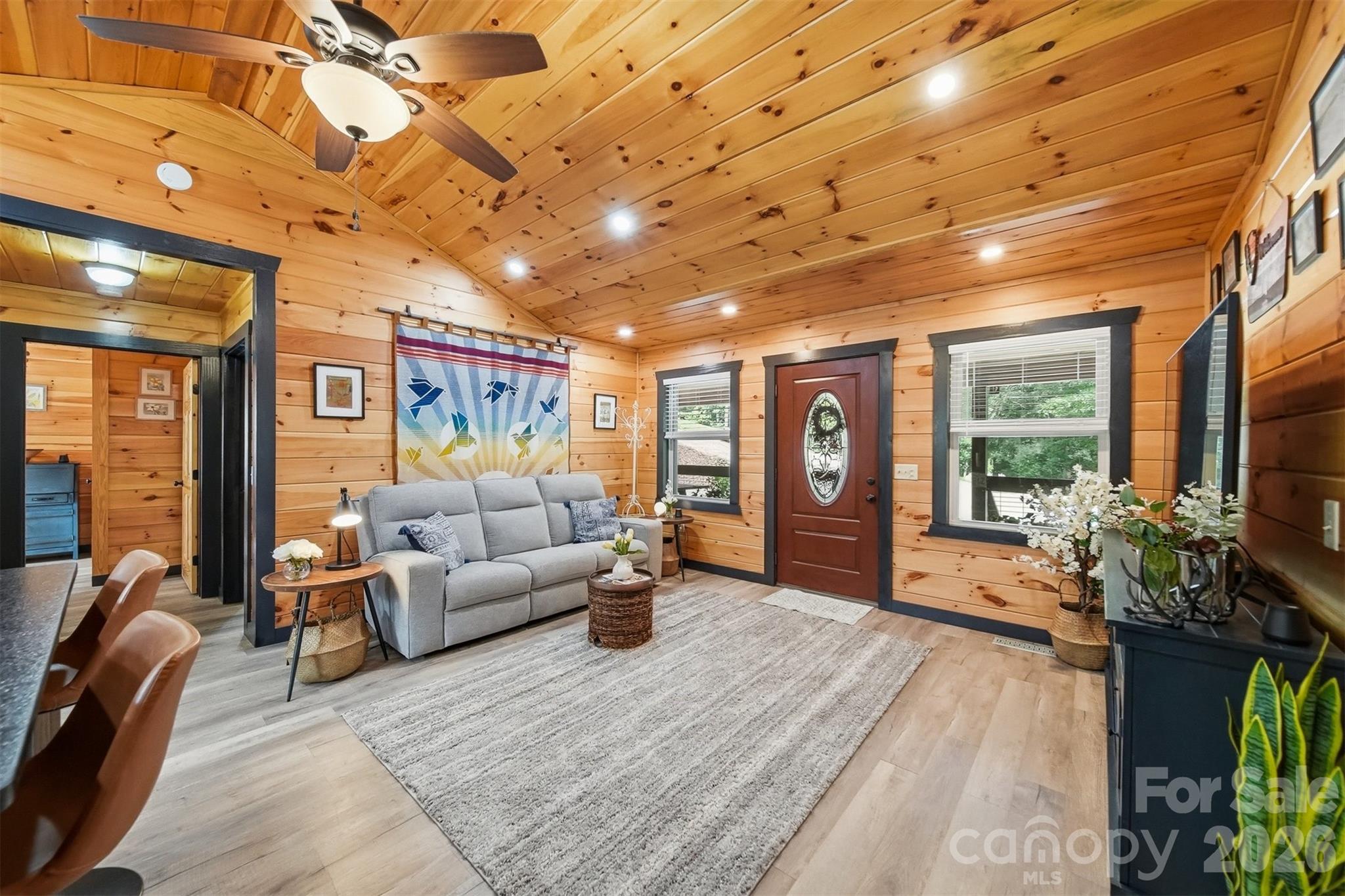 4500 Windy Hill Lane Property Photo 6