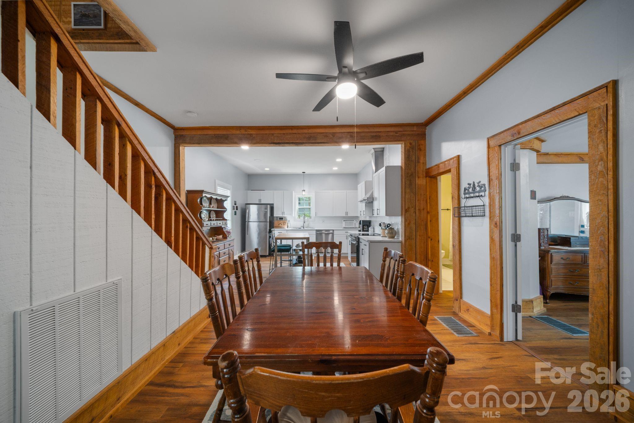 636 N Trade Street Property Photo 15
