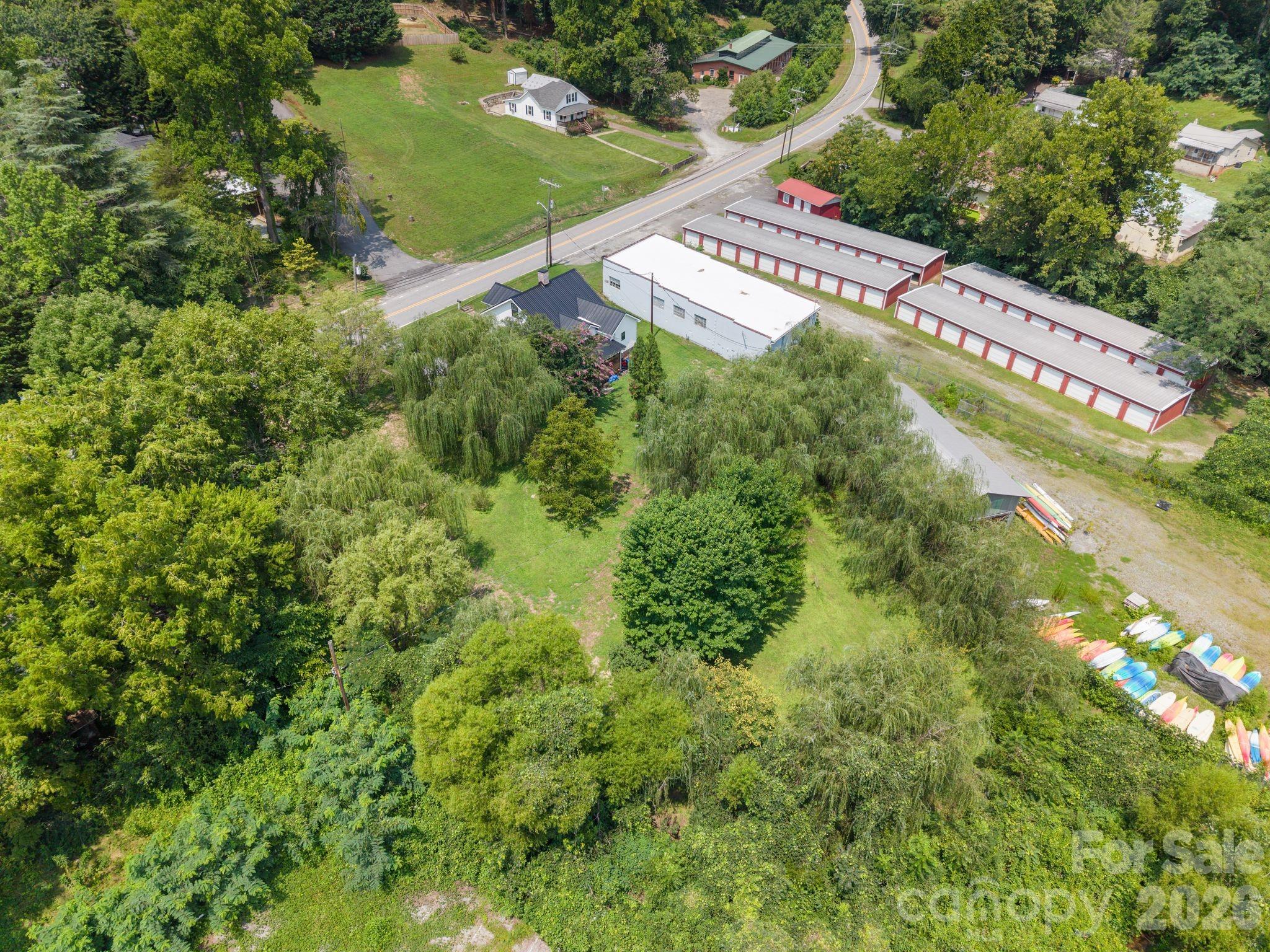 636 N Trade Street Property Photo 47