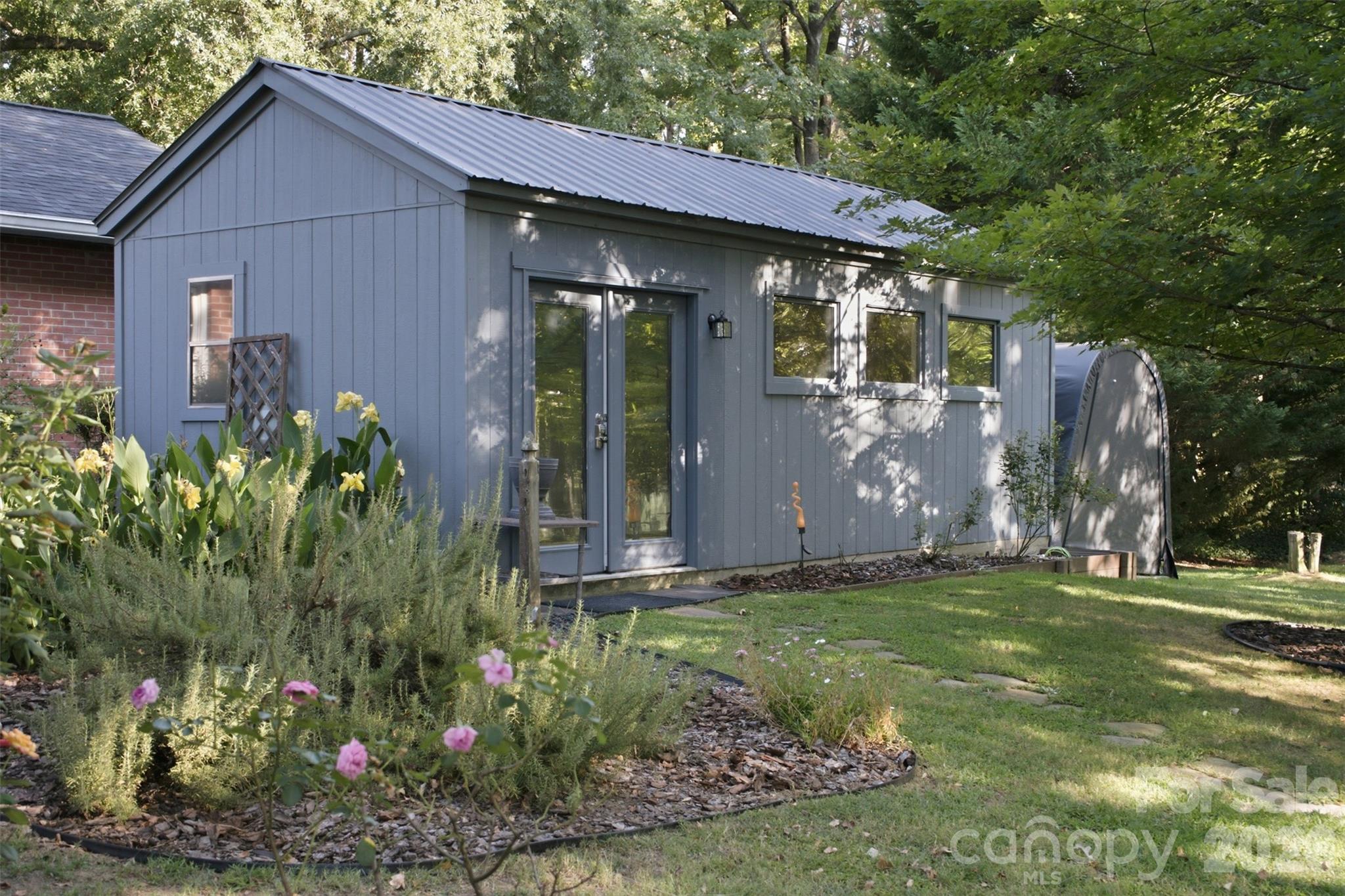21034 Cornelius Street Property Photo 27