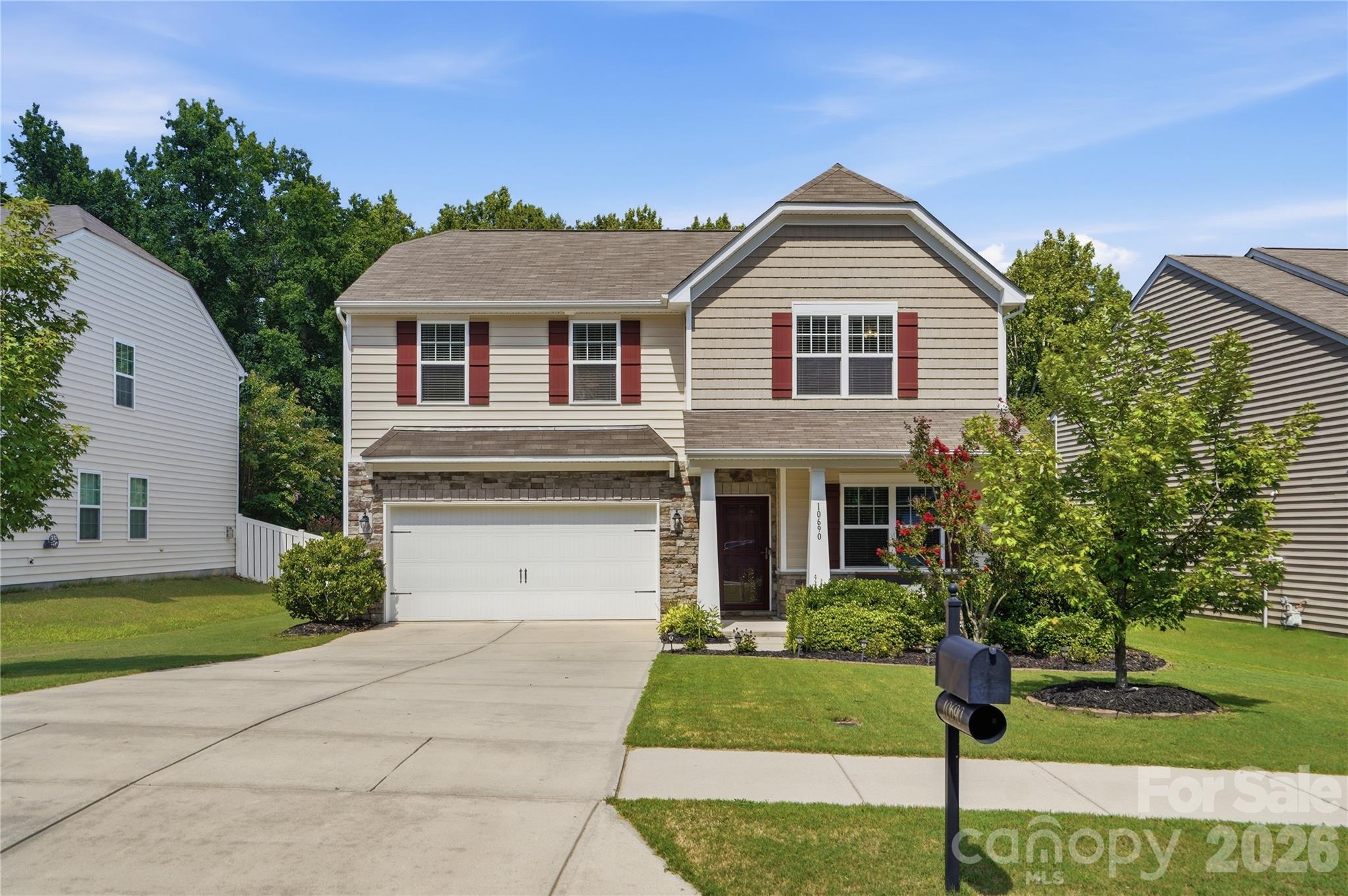10690 Sapphire Trail Property Photo 4