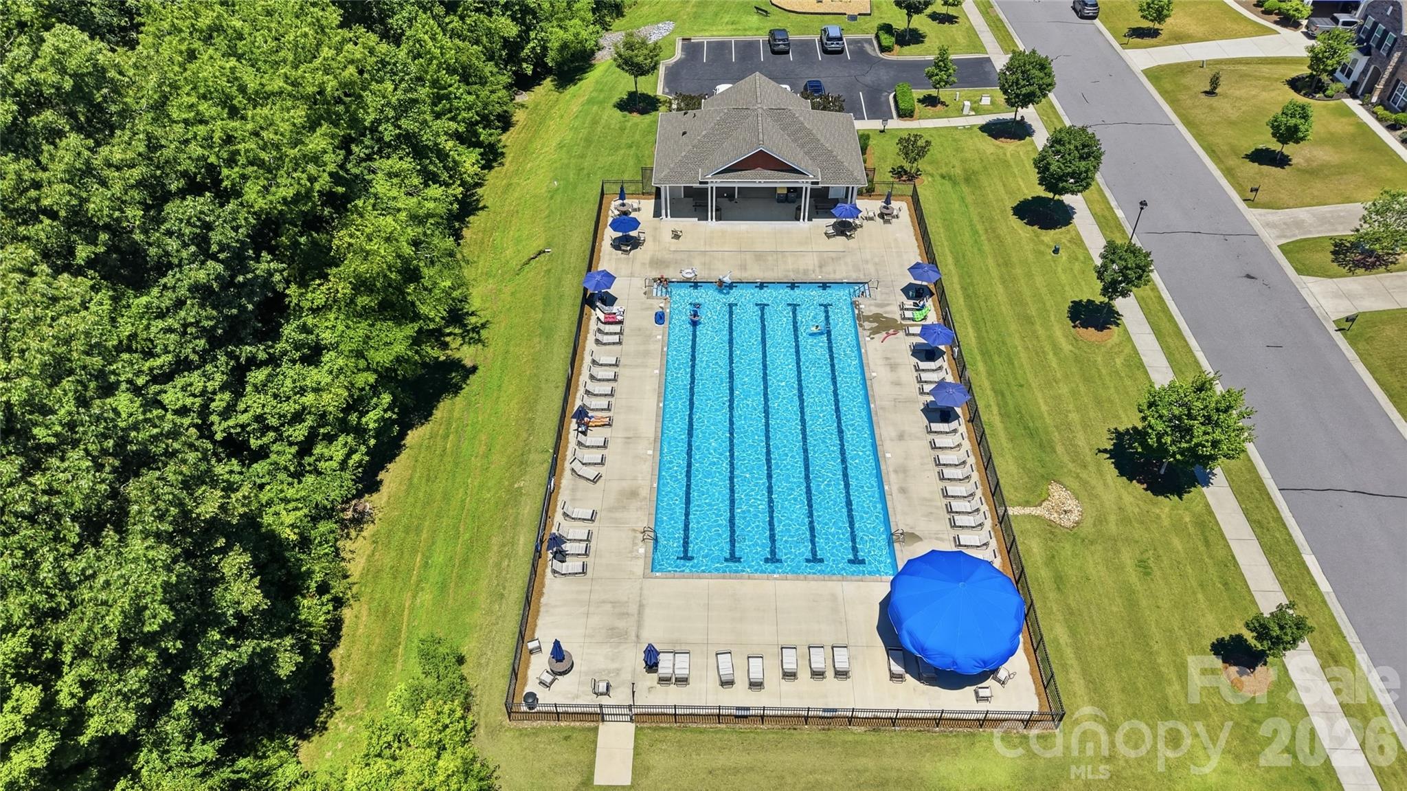 10690 Sapphire Trail Property Photo 47