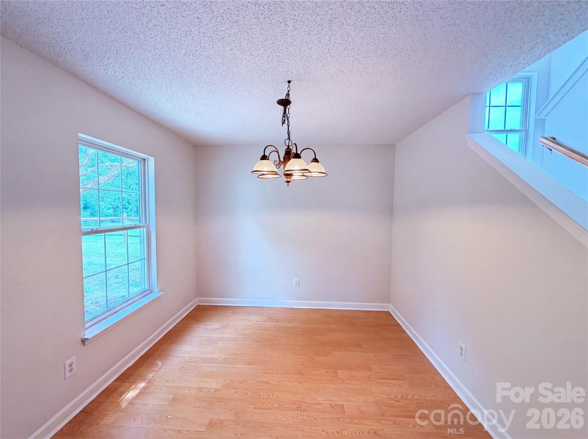 2916 Rosemeade Drive Property Photo 9