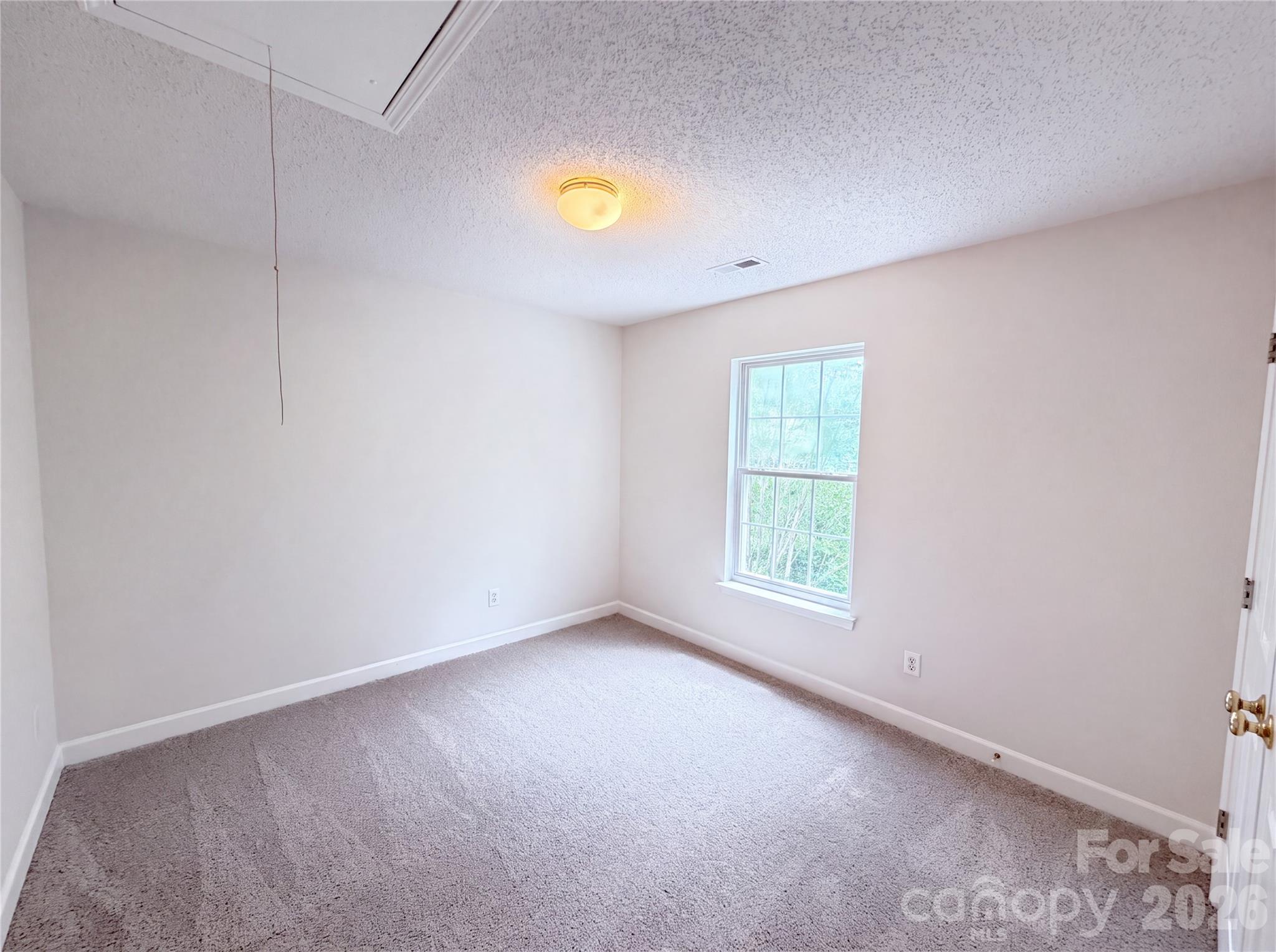 2916 Rosemeade Drive Property Photo 10