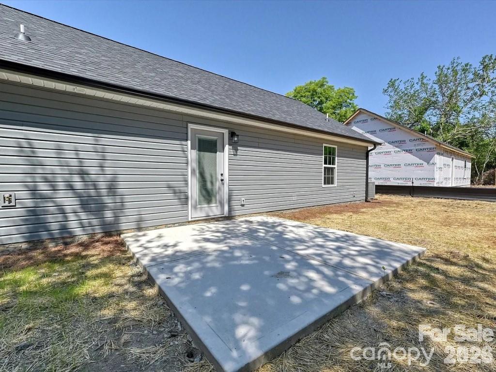 211 Ridley Street Property Photo 10