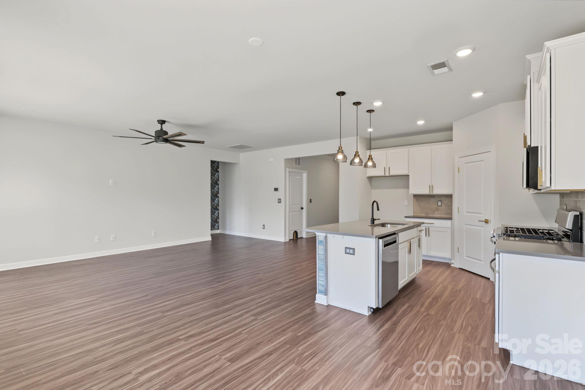 5609 Lavaux Court Property Photo 10