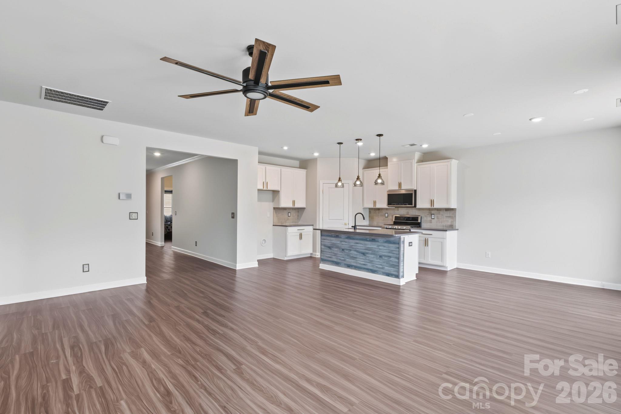 5609 Lavaux Court Property Photo 13