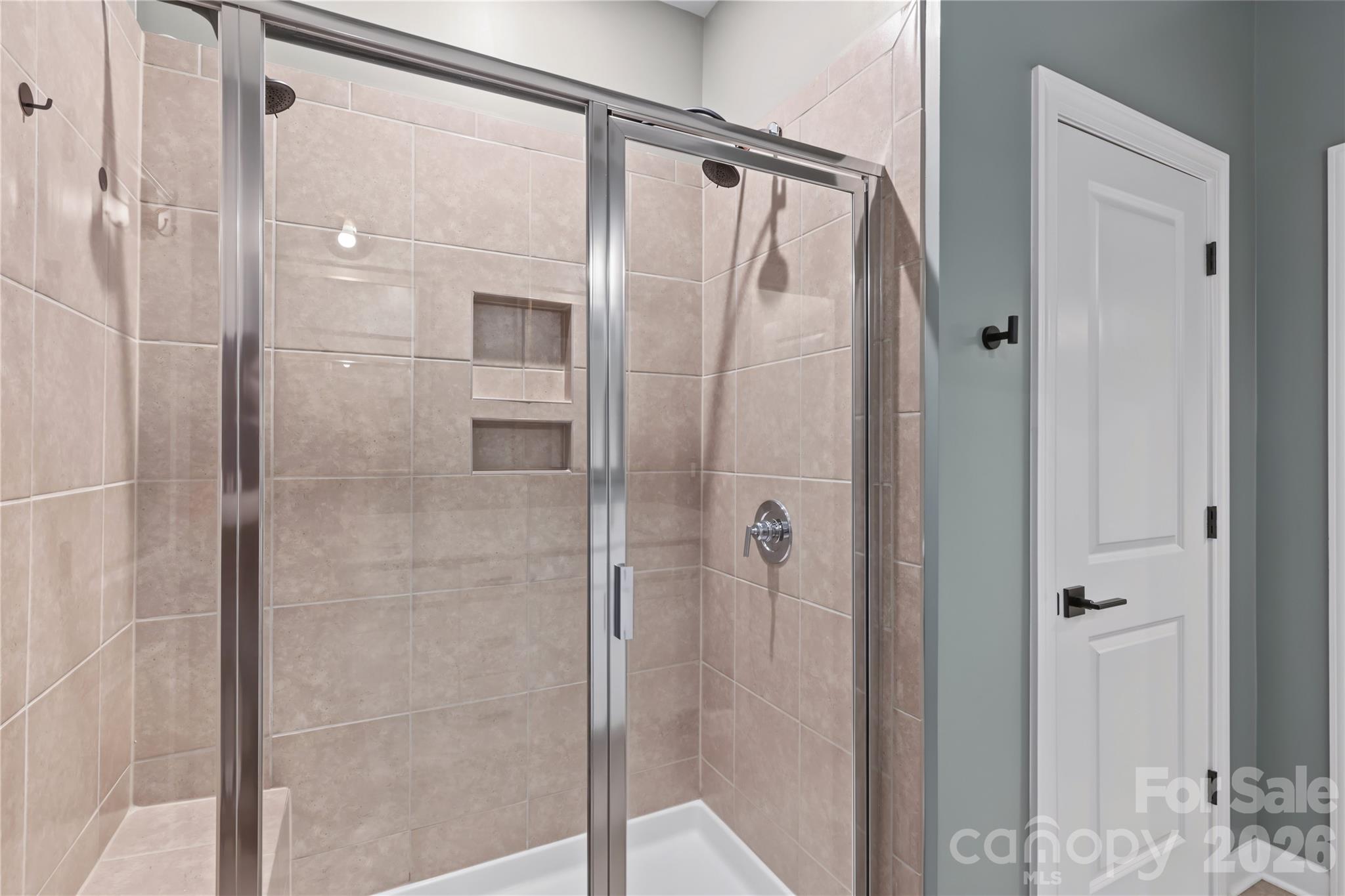 5609 Lavaux Court Property Photo 23